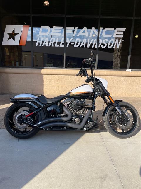 2016 Harley-Davidson CVO™ Pro Street Breakout® in Omaha, Nebraska - Photo 1