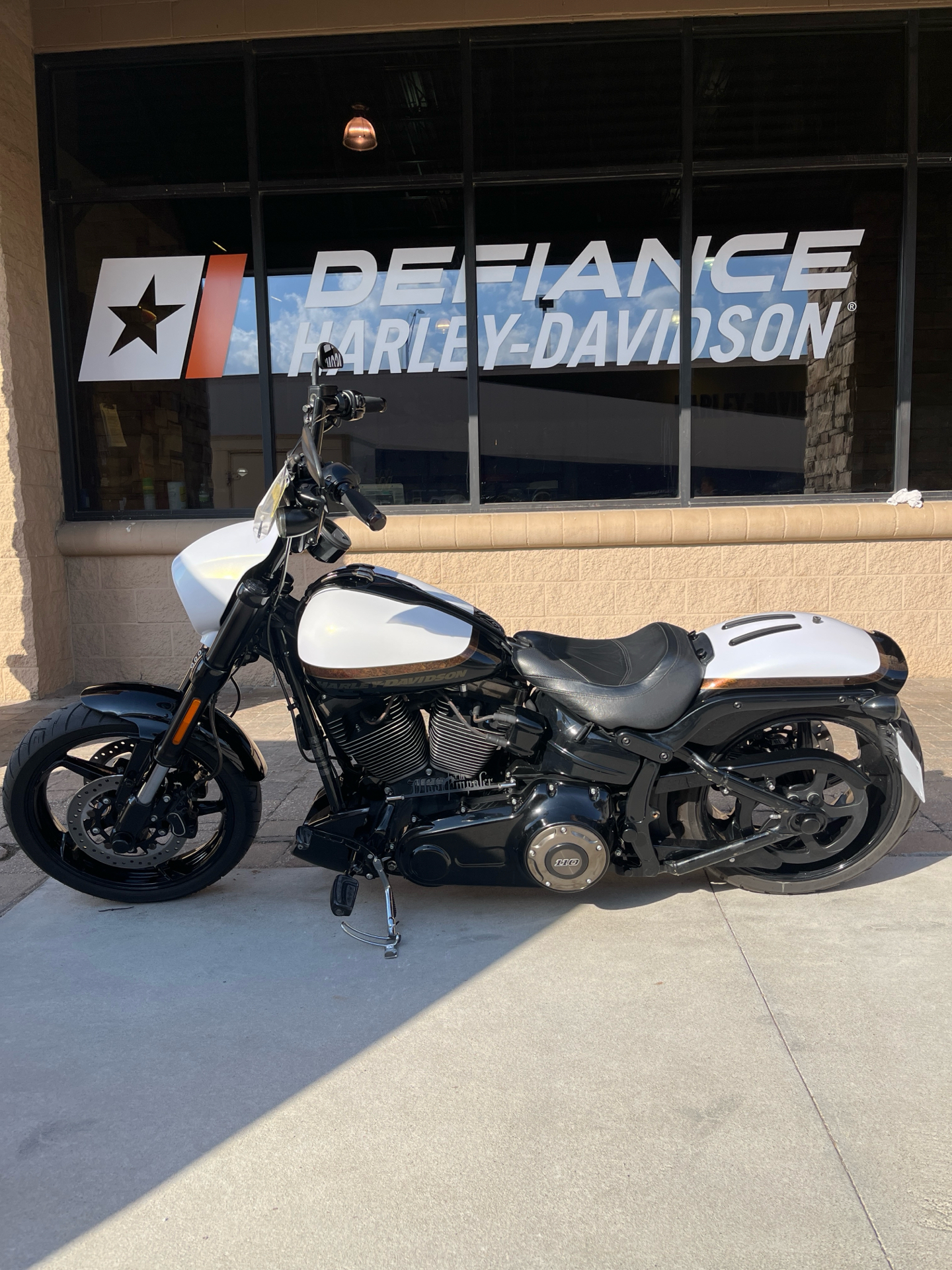 2016 Harley-Davidson CVO™ Pro Street Breakout® in Omaha, Nebraska - Photo 3