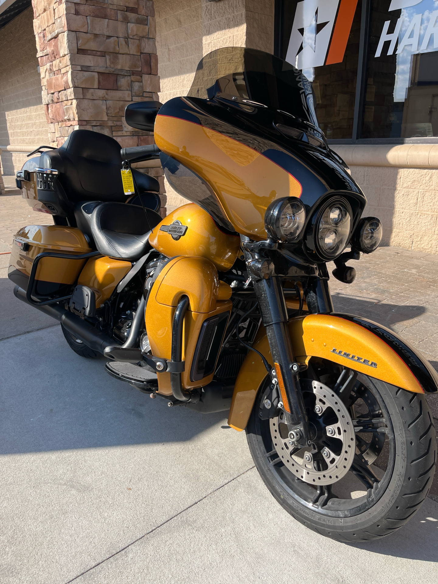 2023 Harley-Davidson Ultra Limited in Omaha, Nebraska - Photo 2