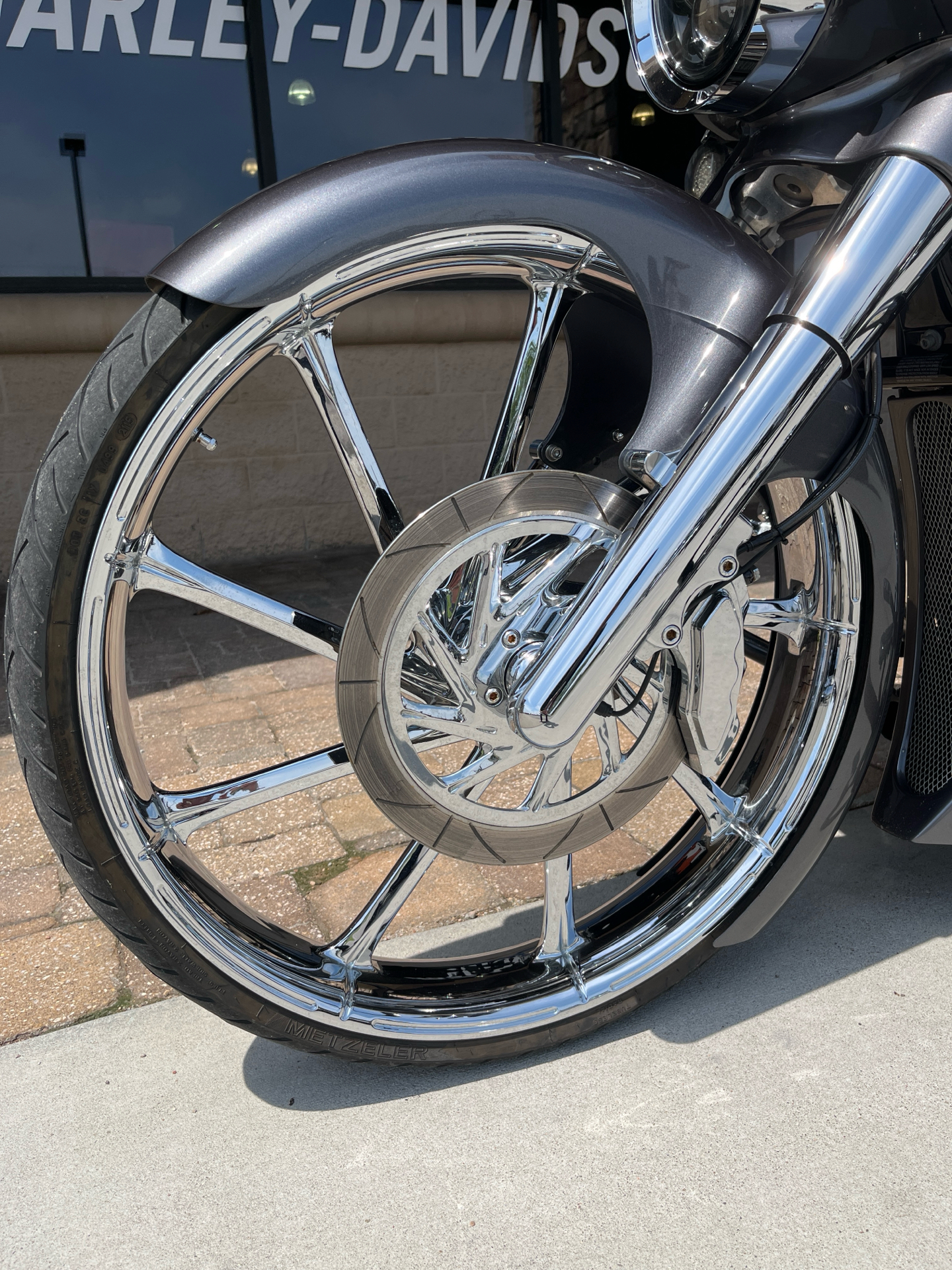 2015 Harley-Davidson Street Glide® Special in Omaha, Nebraska - Photo 9