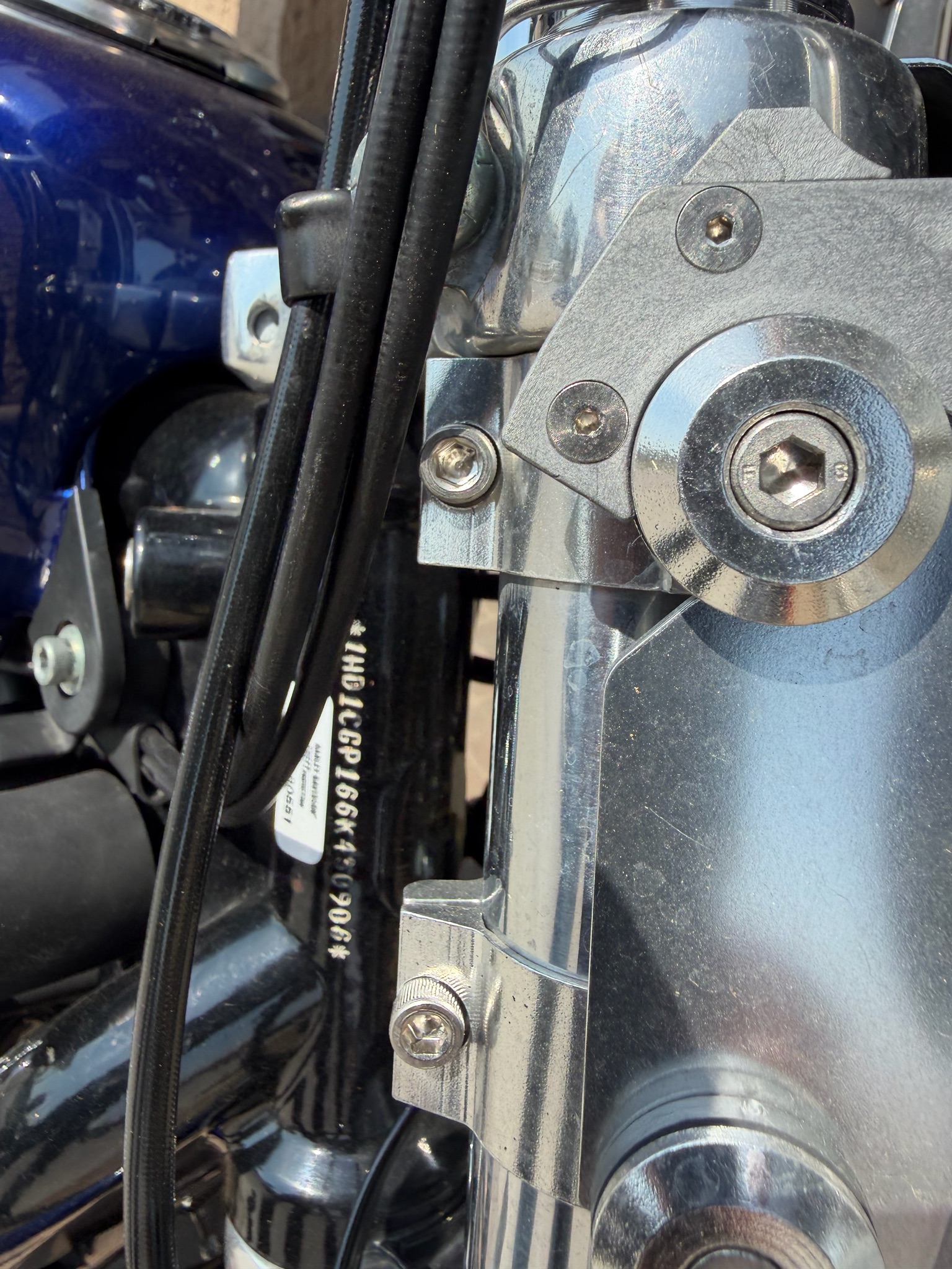 2006 Harley-Davidson Sportster® 1200 Custom 3