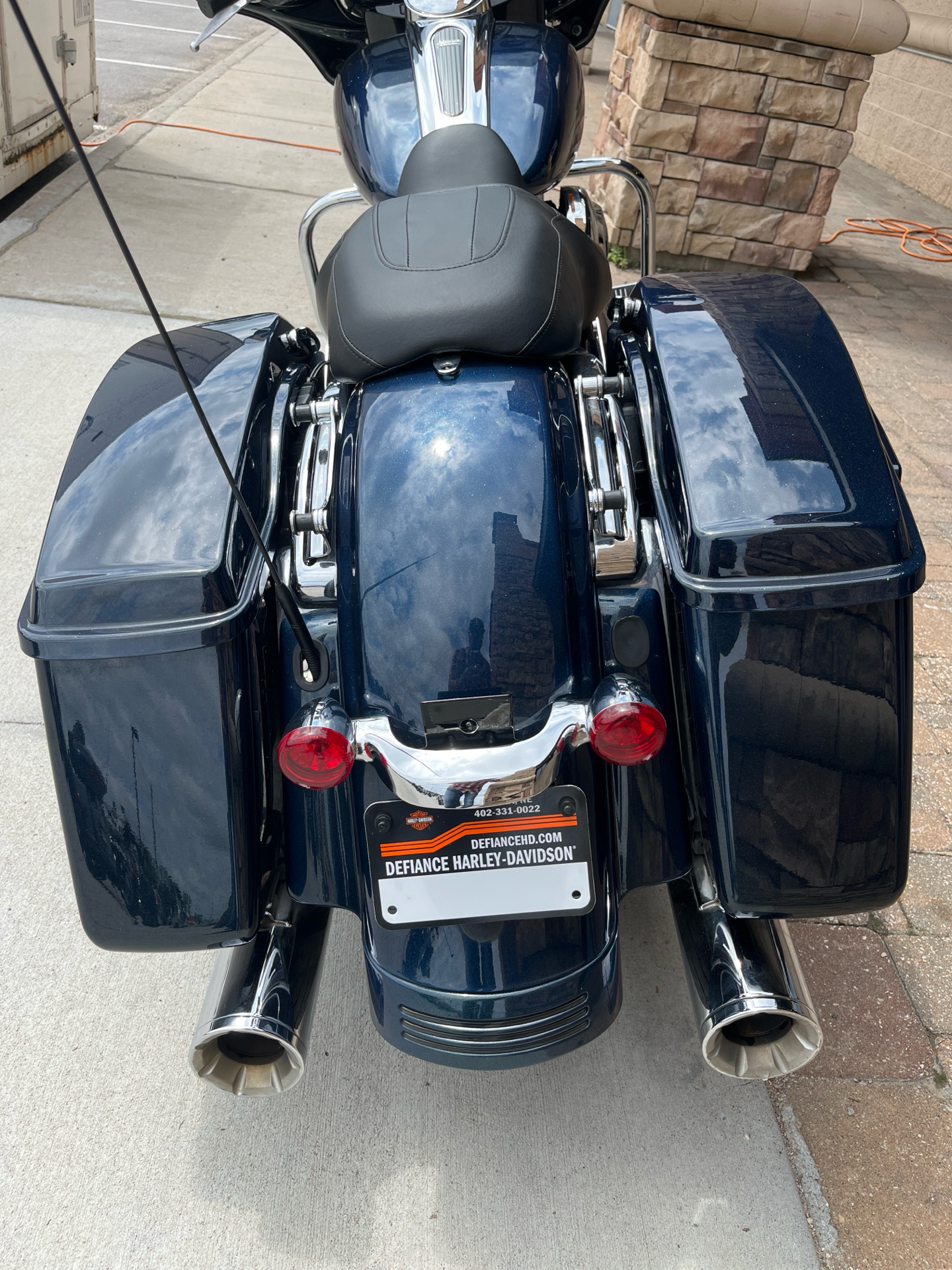 2016 Harley-Davidson Street Glide® Special in Omaha, Nebraska - Photo 8
