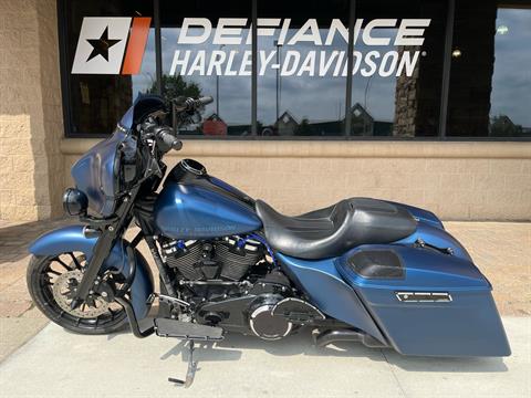 2018 Harley-Davidson 115th Anniversary Street Glide® Special in Omaha, Nebraska - Photo 3
