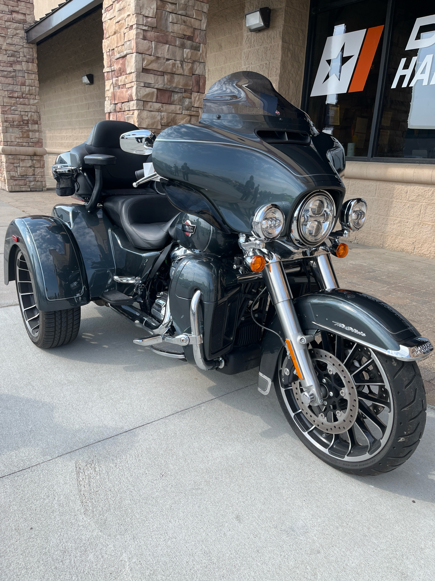 2025 Harley-Davidson Tri Glide® Ultra in Omaha, Nebraska - Photo 2