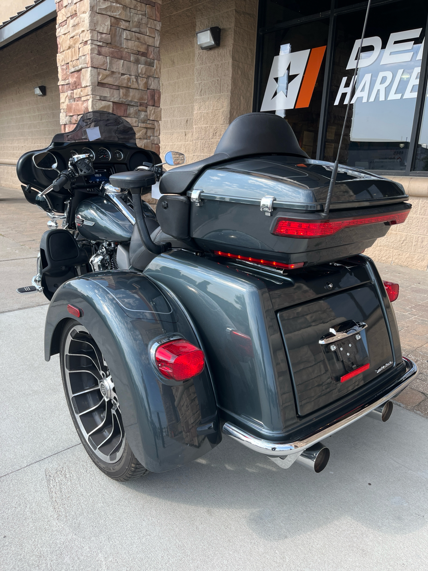 2025 Harley-Davidson Tri Glide® Ultra in Omaha, Nebraska - Photo 4