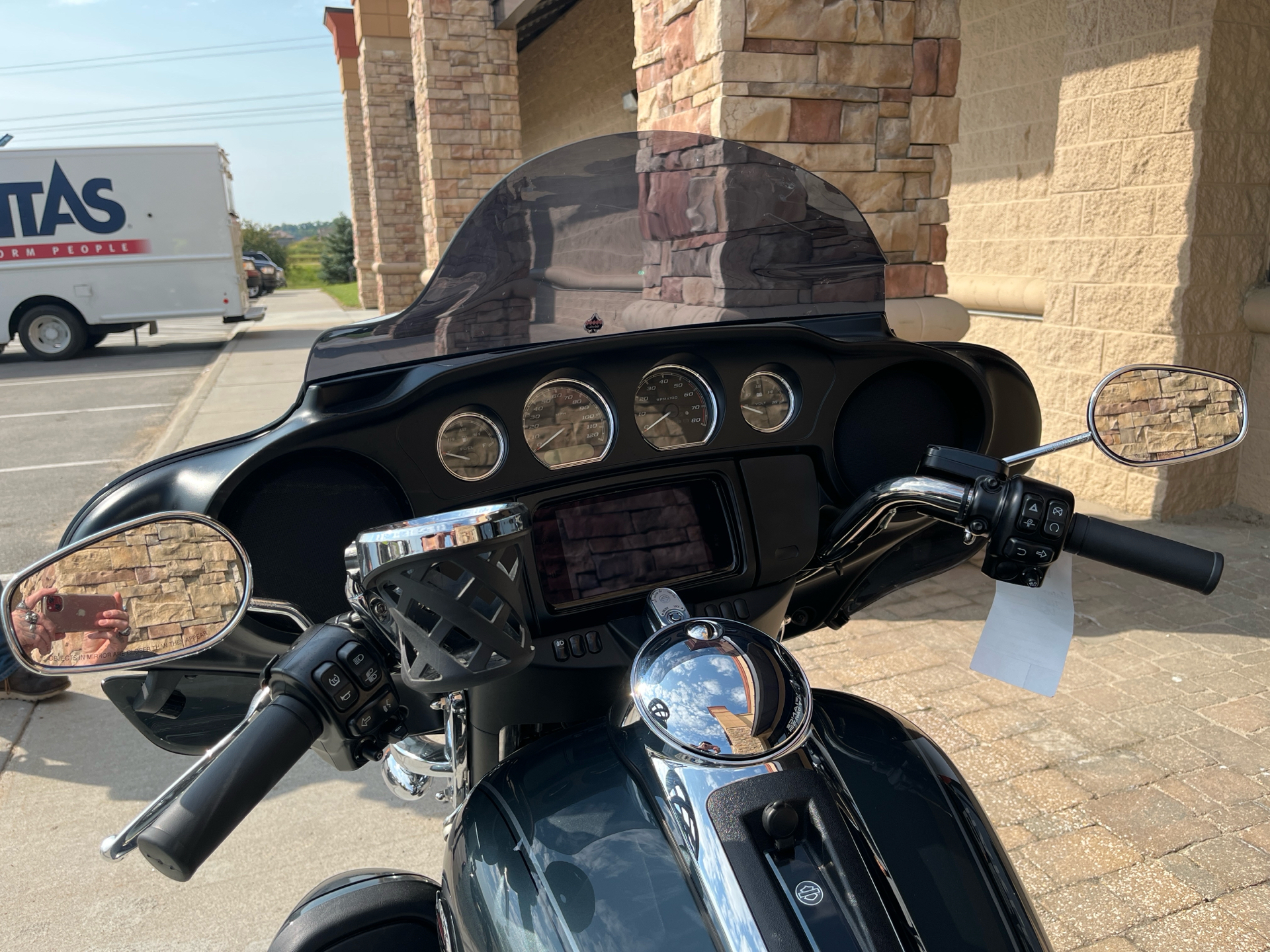 2025 Harley-Davidson Tri Glide® Ultra in Omaha, Nebraska - Photo 9
