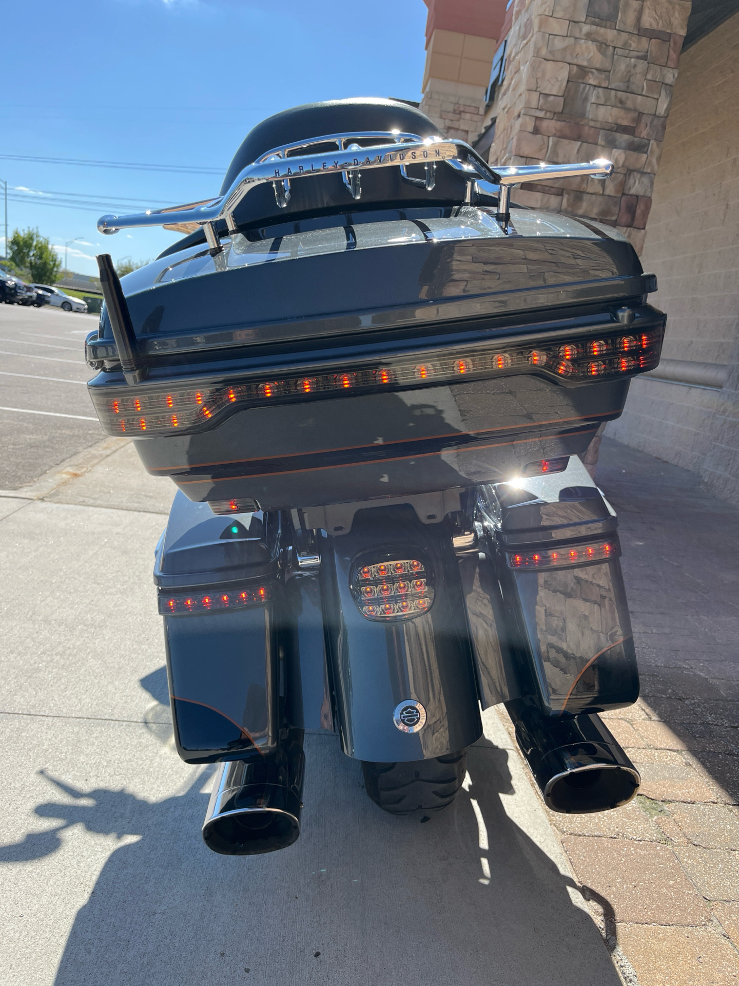 2016 Harley-Davidson CVO™ Road Glide™ Ultra in Omaha, Nebraska - Photo 12