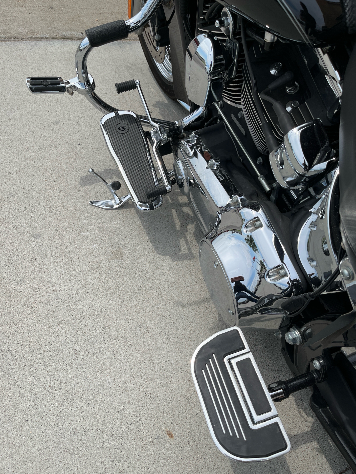 2010 Harley-Davidson Softail® Deluxe in Omaha, Nebraska - Photo 11