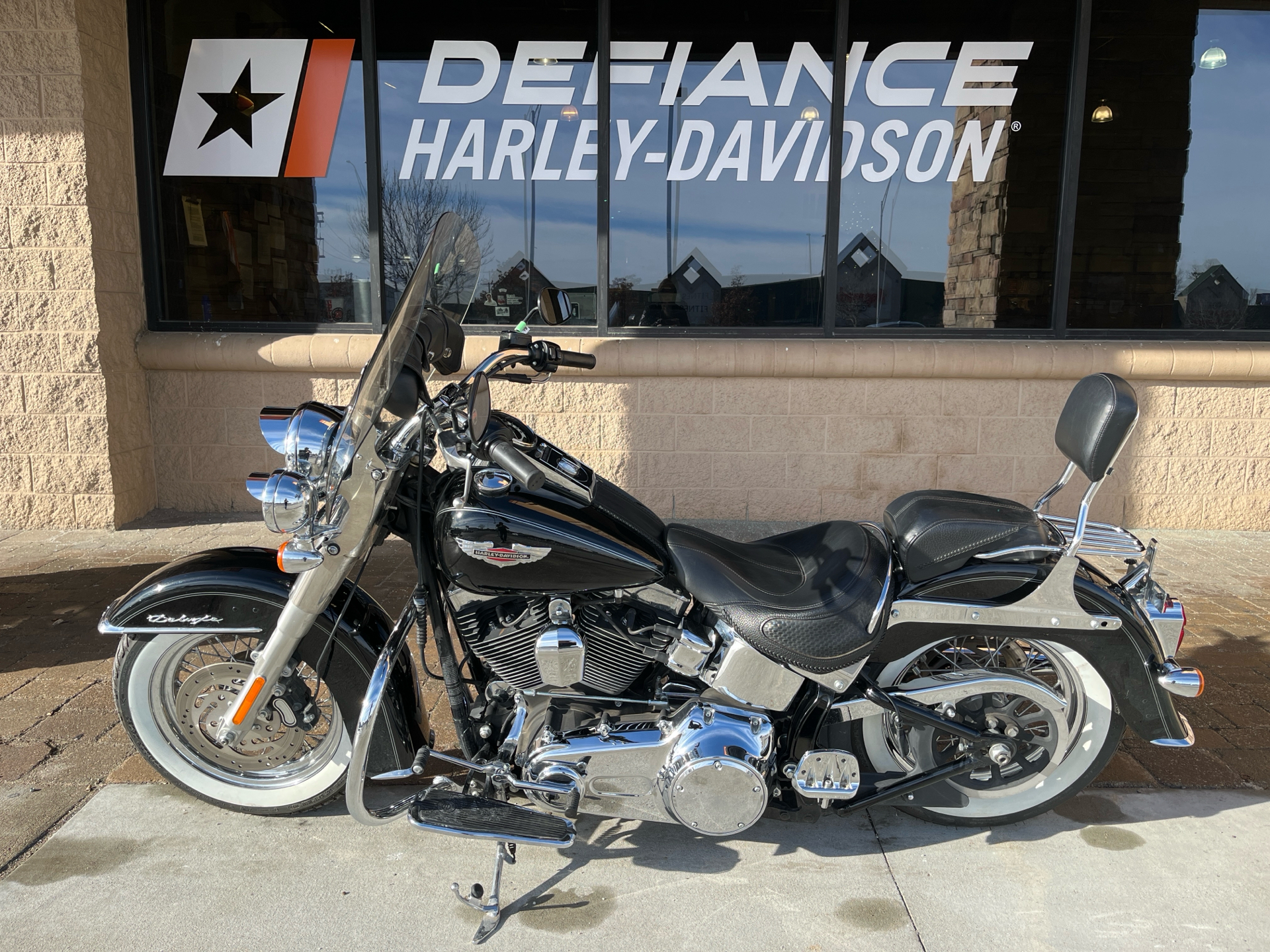 2010 Harley-Davidson Softail® Deluxe in Omaha, Nebraska - Photo 3