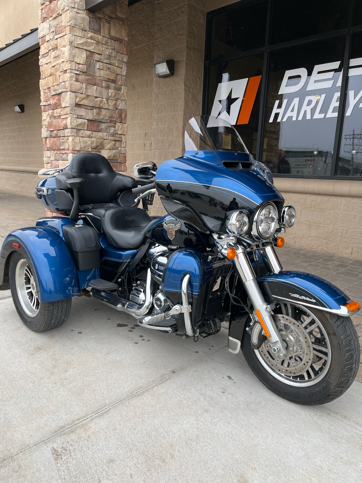 2018 Harley-Davidson 115th Anniversary Tri Glide® Ultra in Omaha, Nebraska - Photo 2