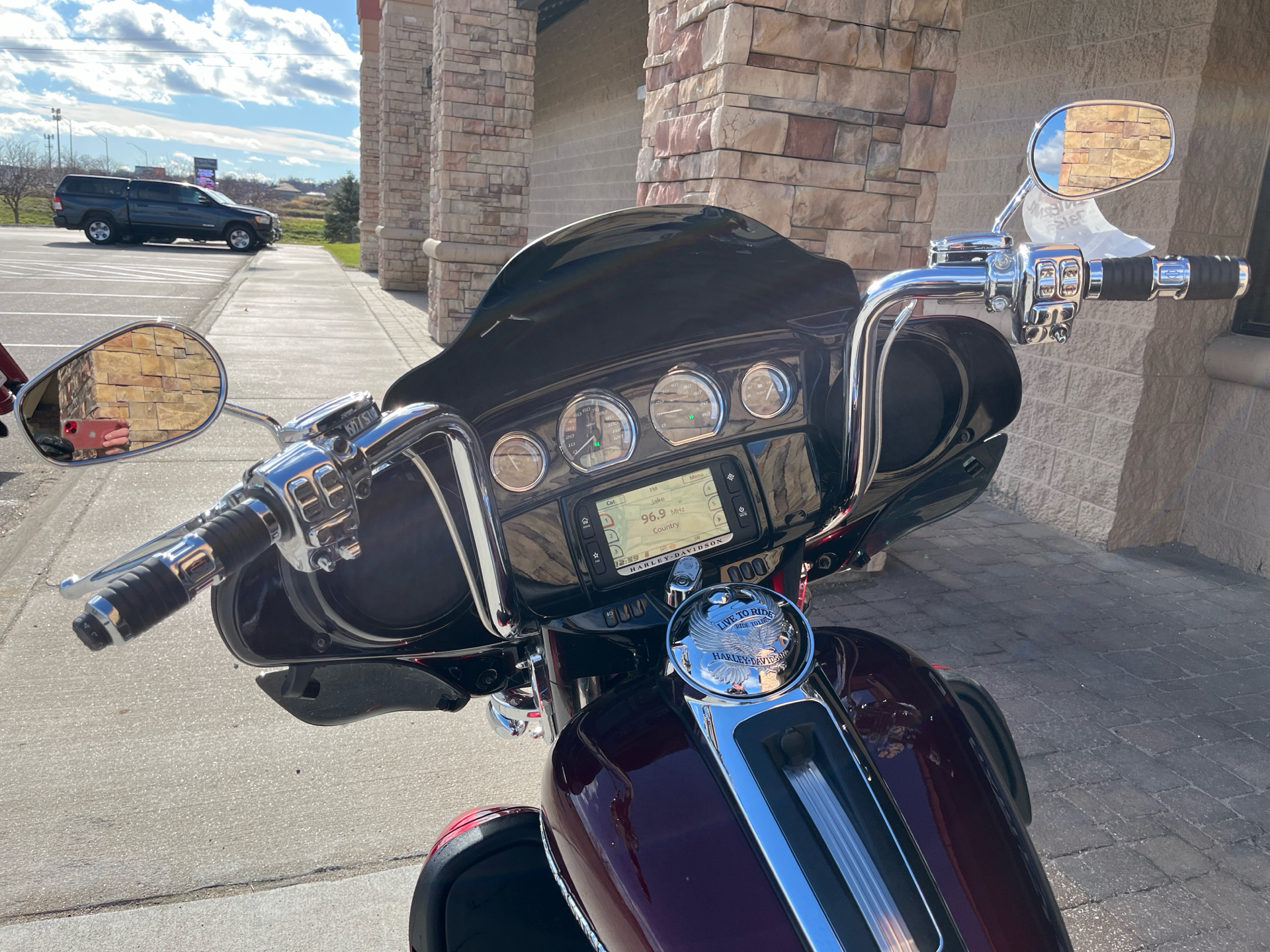 2017 Harley-Davidson Ultra Limited in Omaha, Nebraska - Photo 9