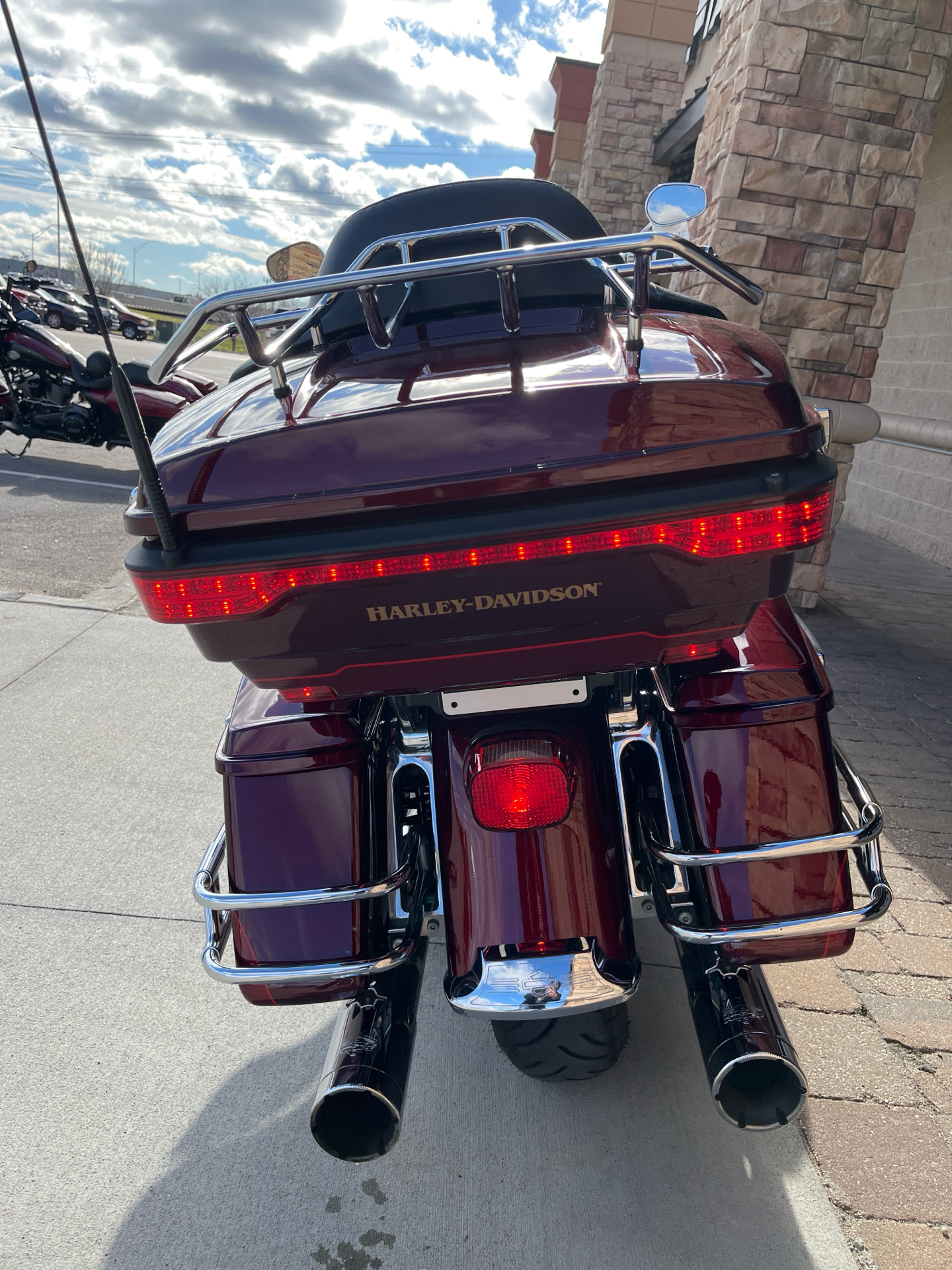 2017 Harley-Davidson Ultra Limited in Omaha, Nebraska - Photo 11