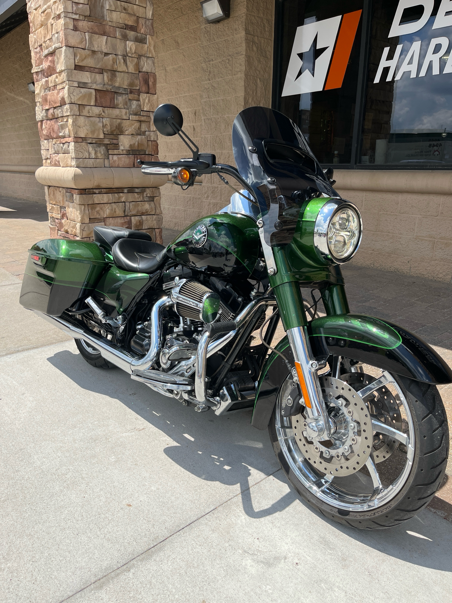 2014 Harley-Davidson CVO™ Road King® in Omaha, Nebraska - Photo 2