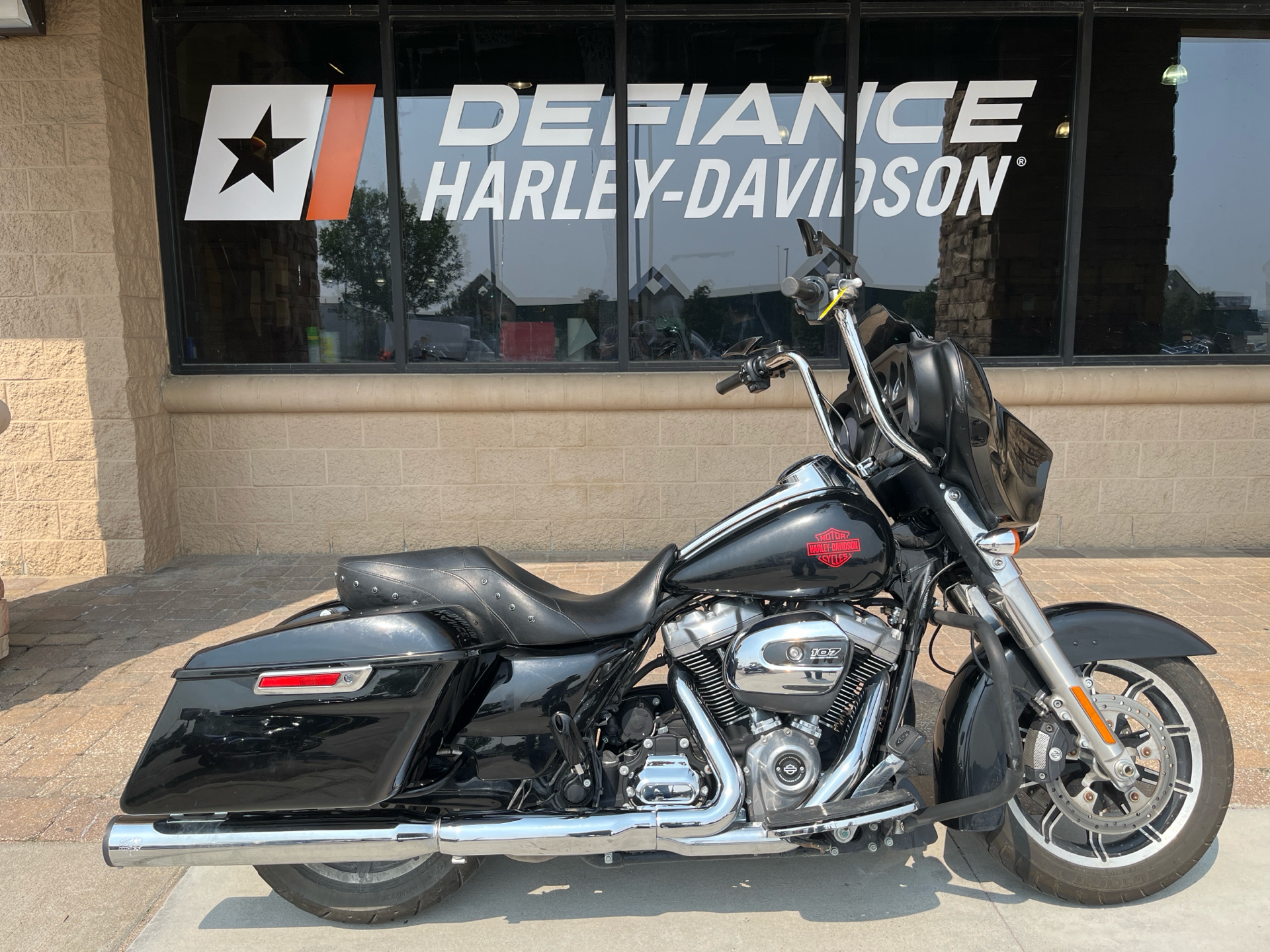 2019 Harley-Davidson Electra Glide® Standard in Omaha, Nebraska - Photo 1
