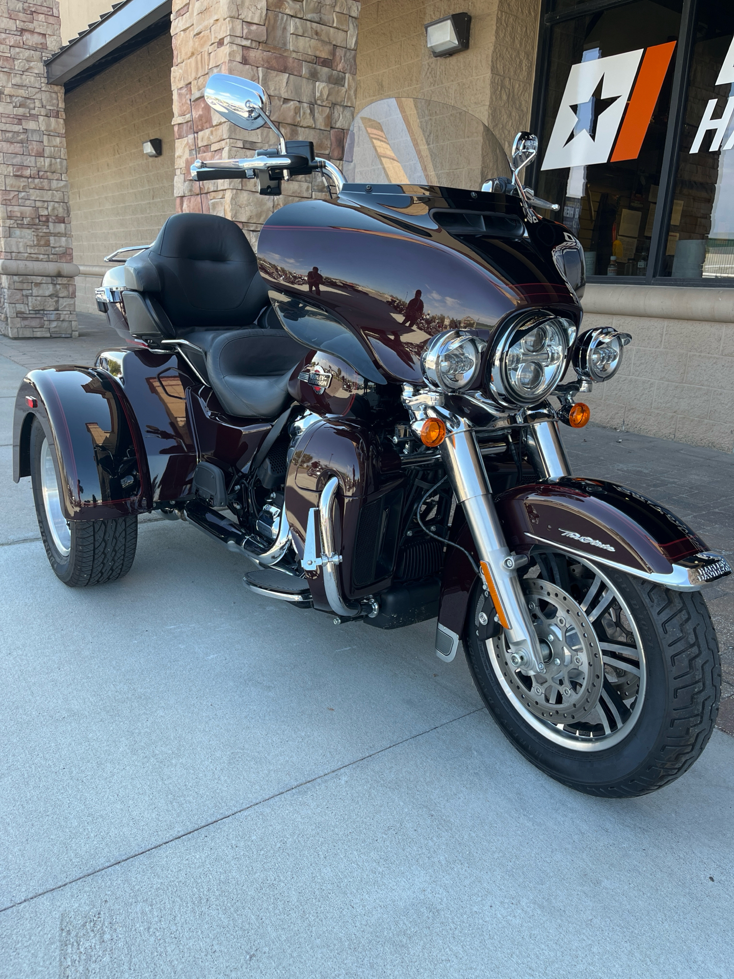 2022 Harley-Davidson Tri Glide® Ultra in Omaha, Nebraska - Photo 2