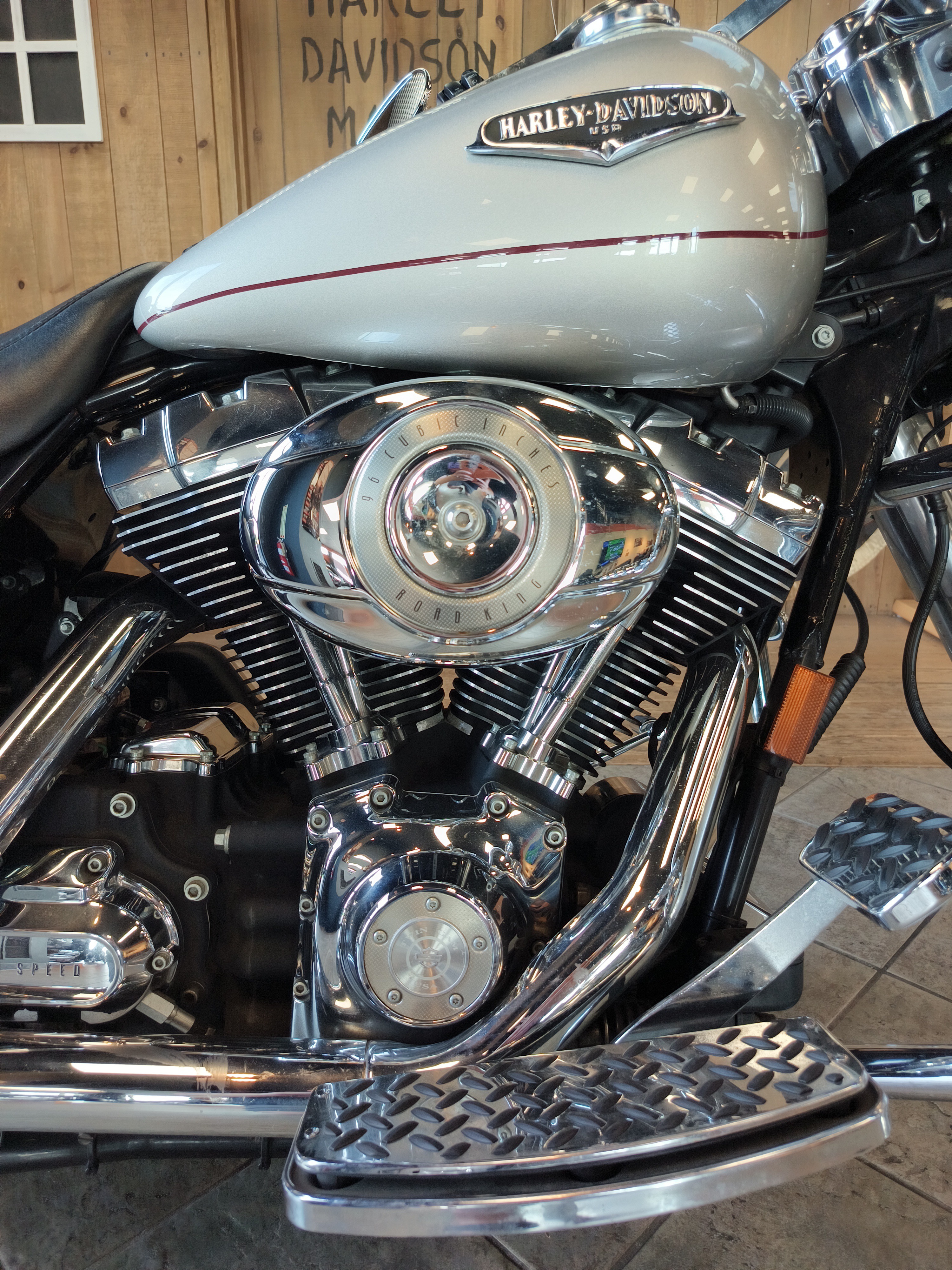 2007 Harley-Davidson Road King® Classic 3