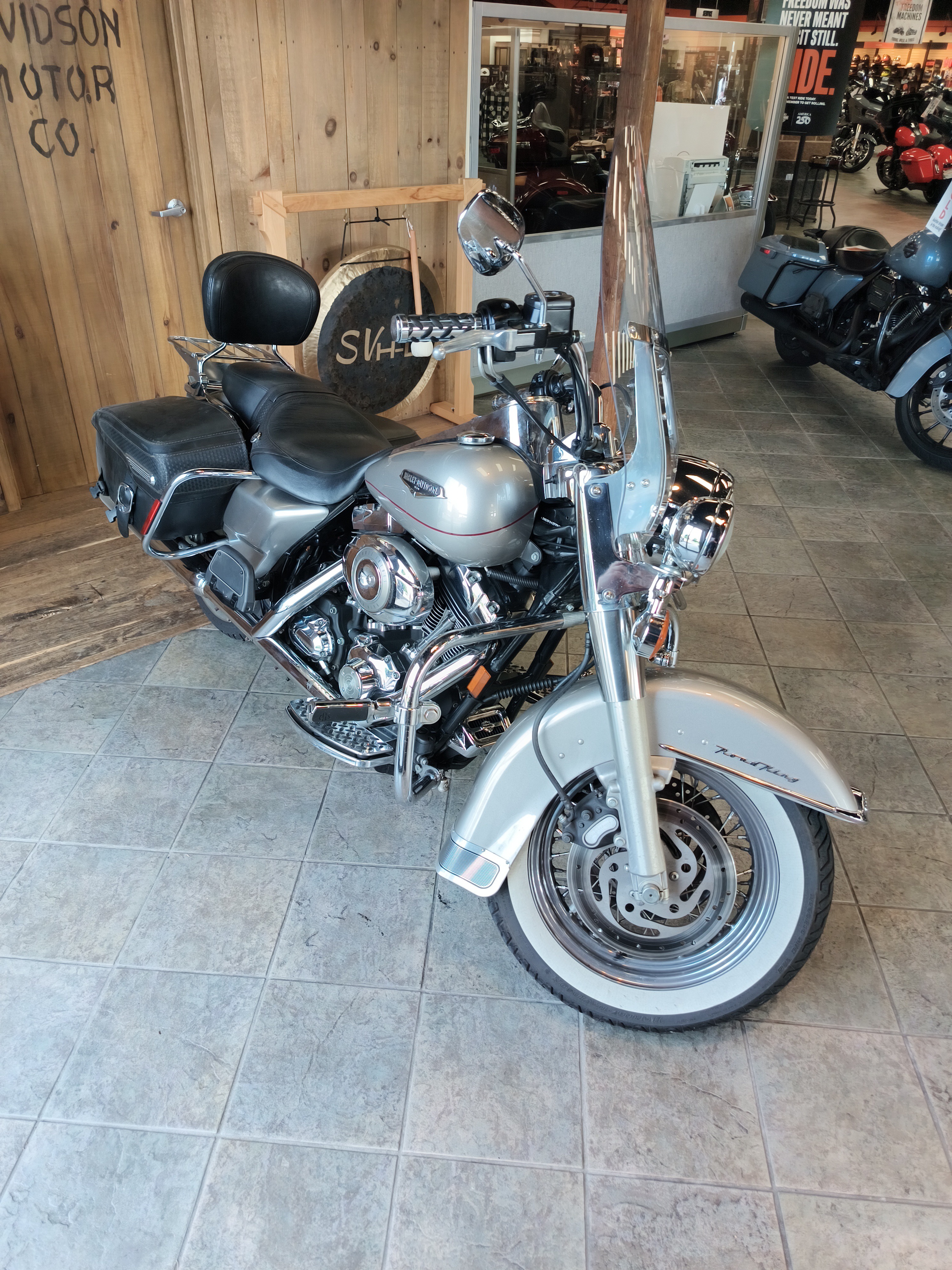 2007 Harley-Davidson Road King® Classic 5