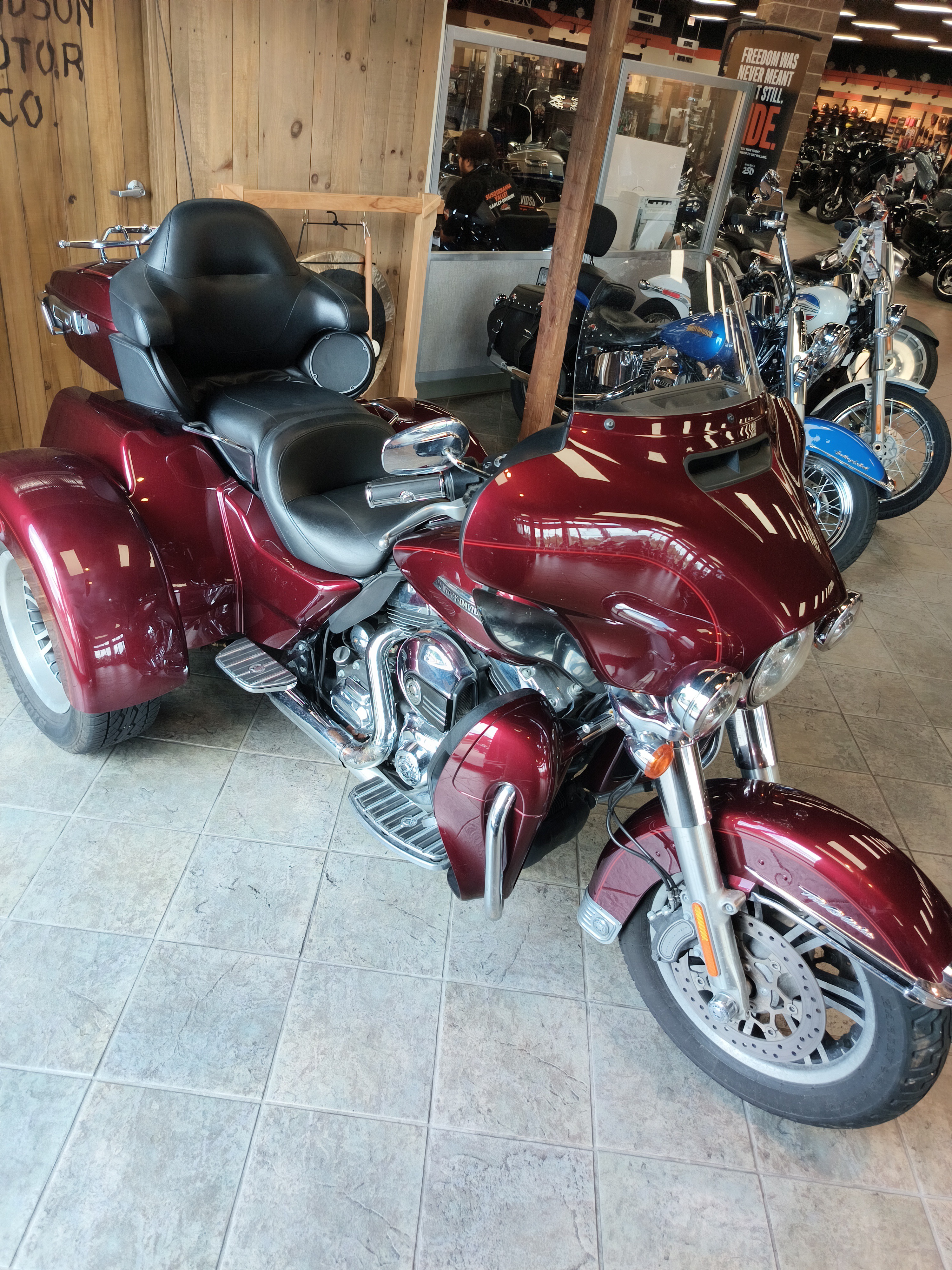 2015 Harley-Davidson Tri Glide® Ultra 5