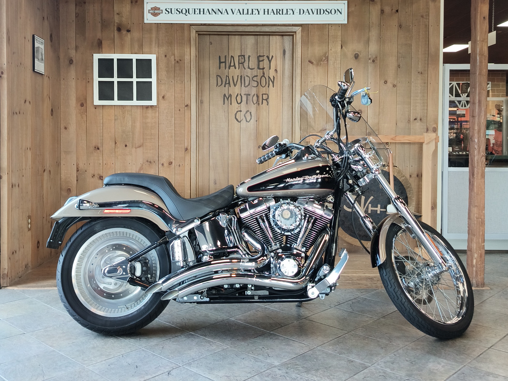 2004 Harley-Davidson FXSTD/FXSTDI Softail® Deuce for sale 1291014