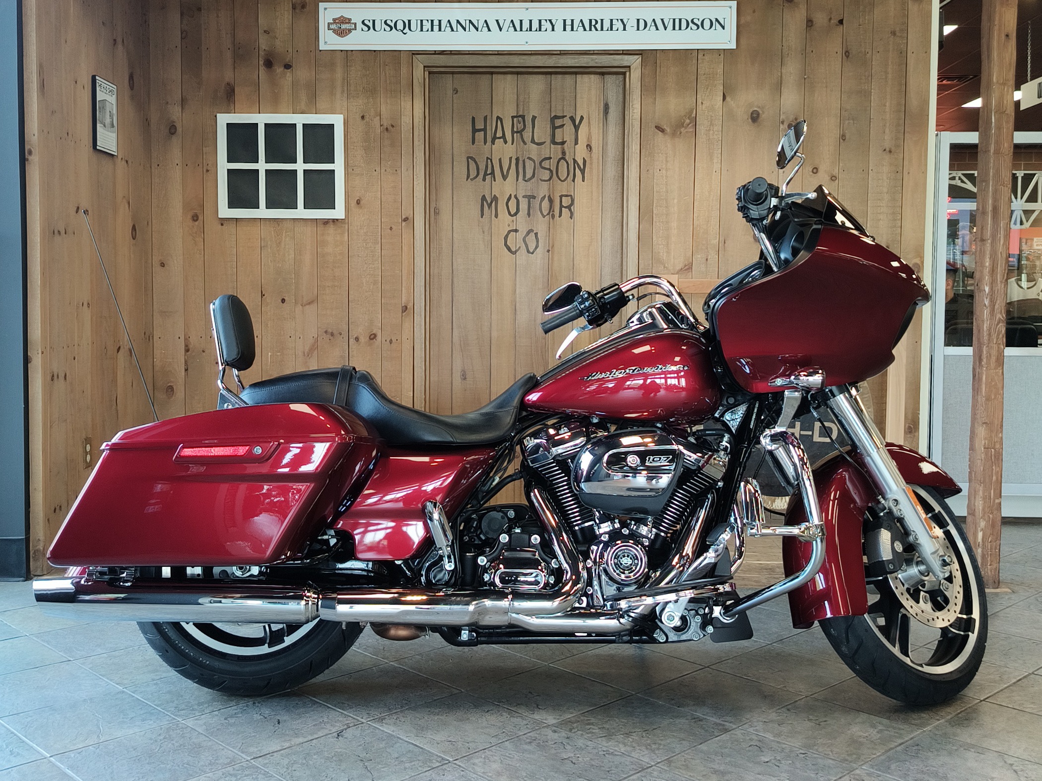 2017 Harley-Davidson Road Glide® 1