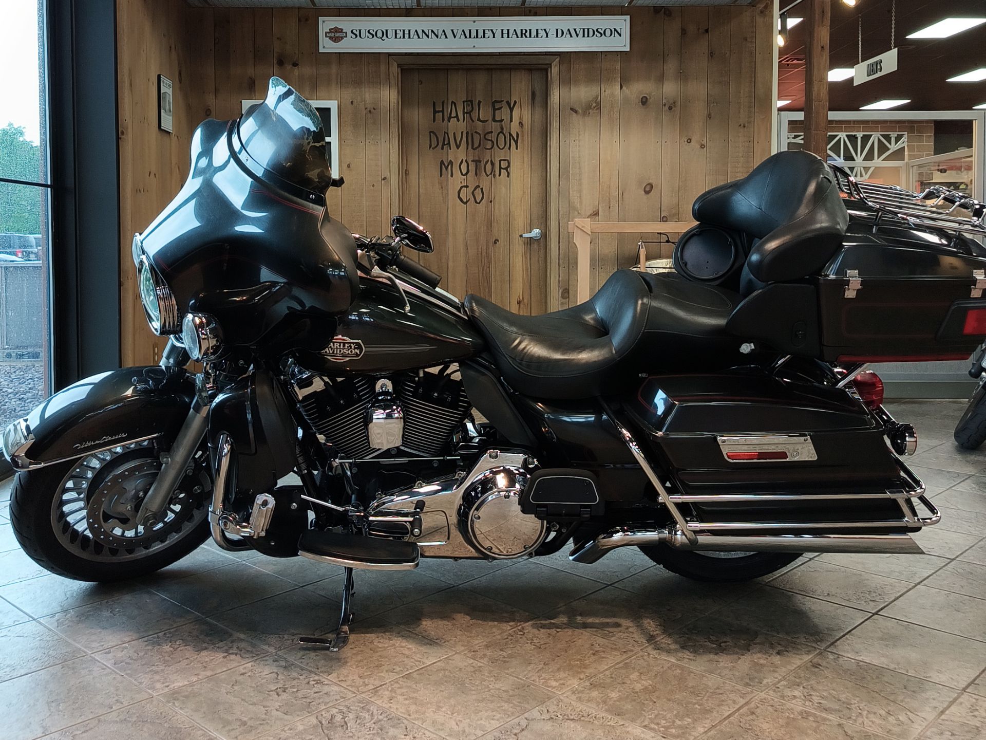 2009 Harley-Davidson Ultra Classic® Electra Glide® 4