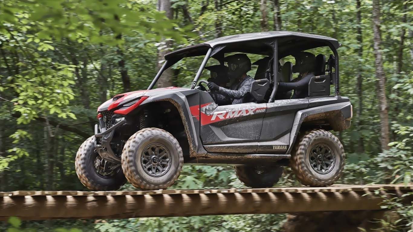 RC Hill Orlando Yamaha Kawasaki | serving Kissimmee, DeLand, Space