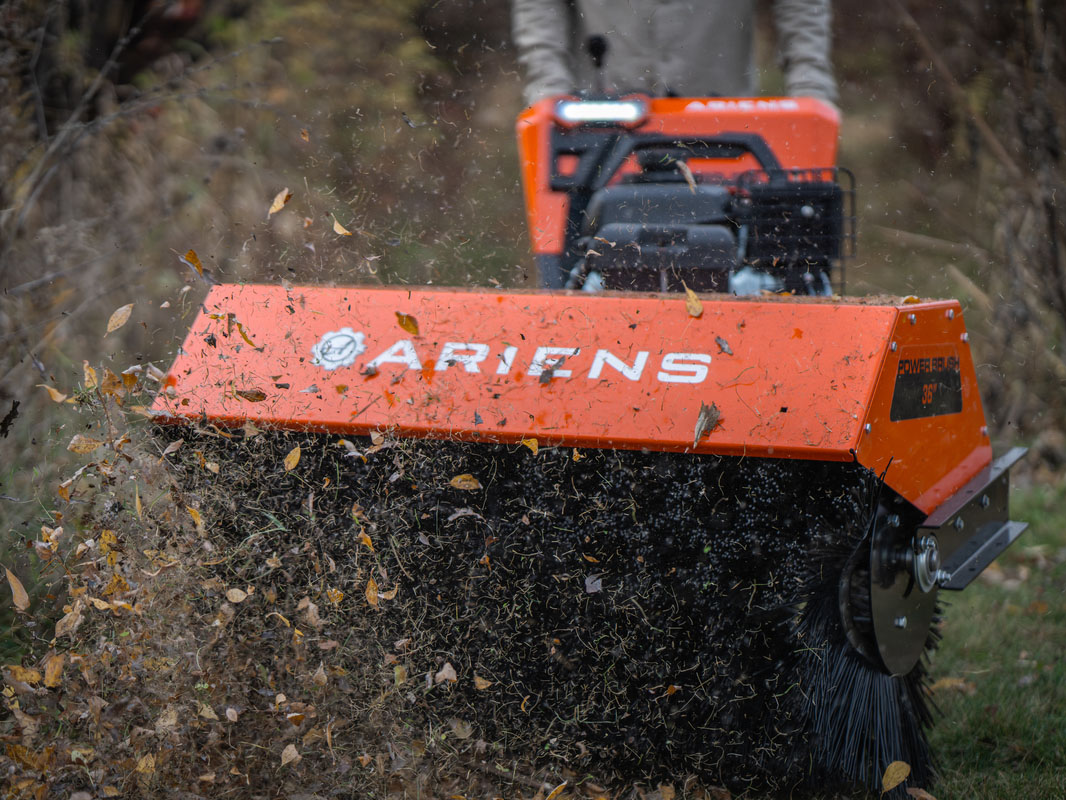 Ariens Hydro Brush 36 in Gaylord, Michigan - Photo 11