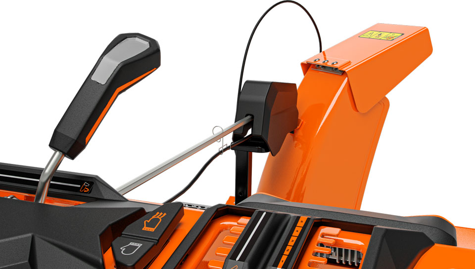 Ariens Platinum 28 Rapidtrak SHO in Gaylord, Michigan - Photo 5