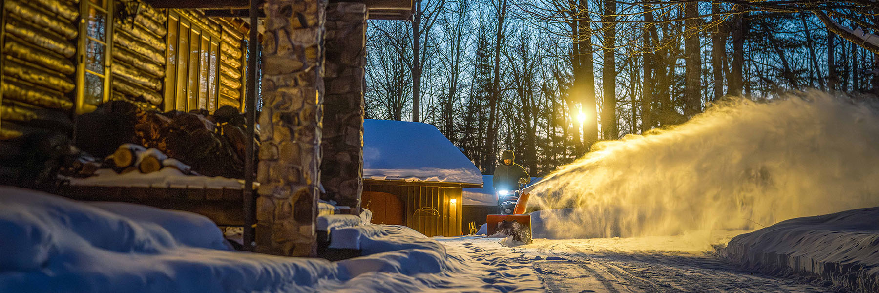 Ariens Platinum 28 Rapidtrak SHO in Gaylord, Michigan - Photo 6