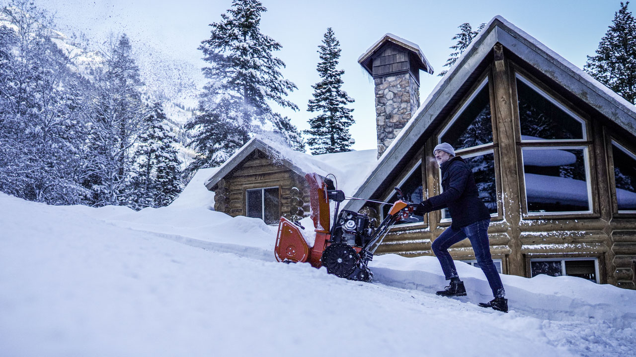 Ariens Platinum 28 Rapidtrak SHO in Gaylord, Michigan - Photo 8