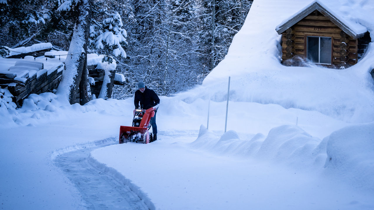 Ariens Platinum 28 Rapidtrak SHO in Gaylord, Michigan - Photo 10