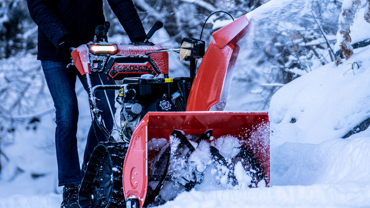 Ariens Platinum 30 SHO in Gaylord, Michigan - Photo 8