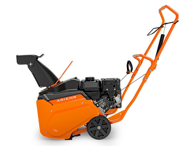 Ariens Professional 21 SSR in Calmar, Iowa - Photo 4