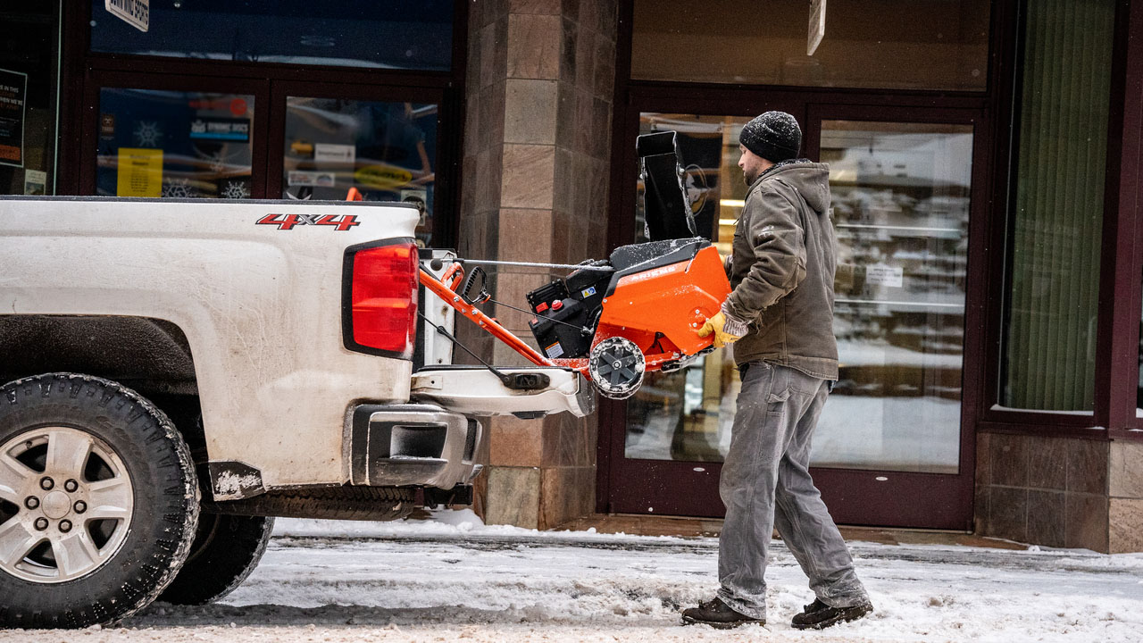 Ariens Professional 21 SSRC in Gaylord, Michigan - Photo 14