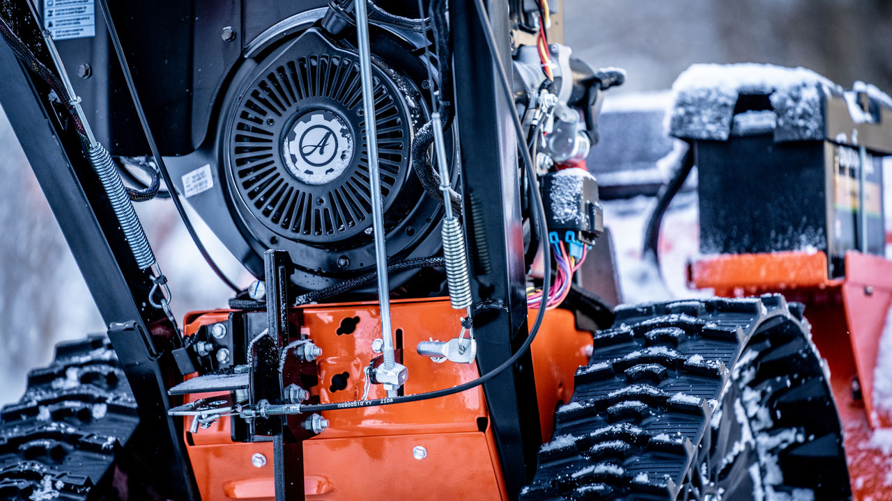 Ariens Professional 32 in Gaylord, Michigan - Photo 6