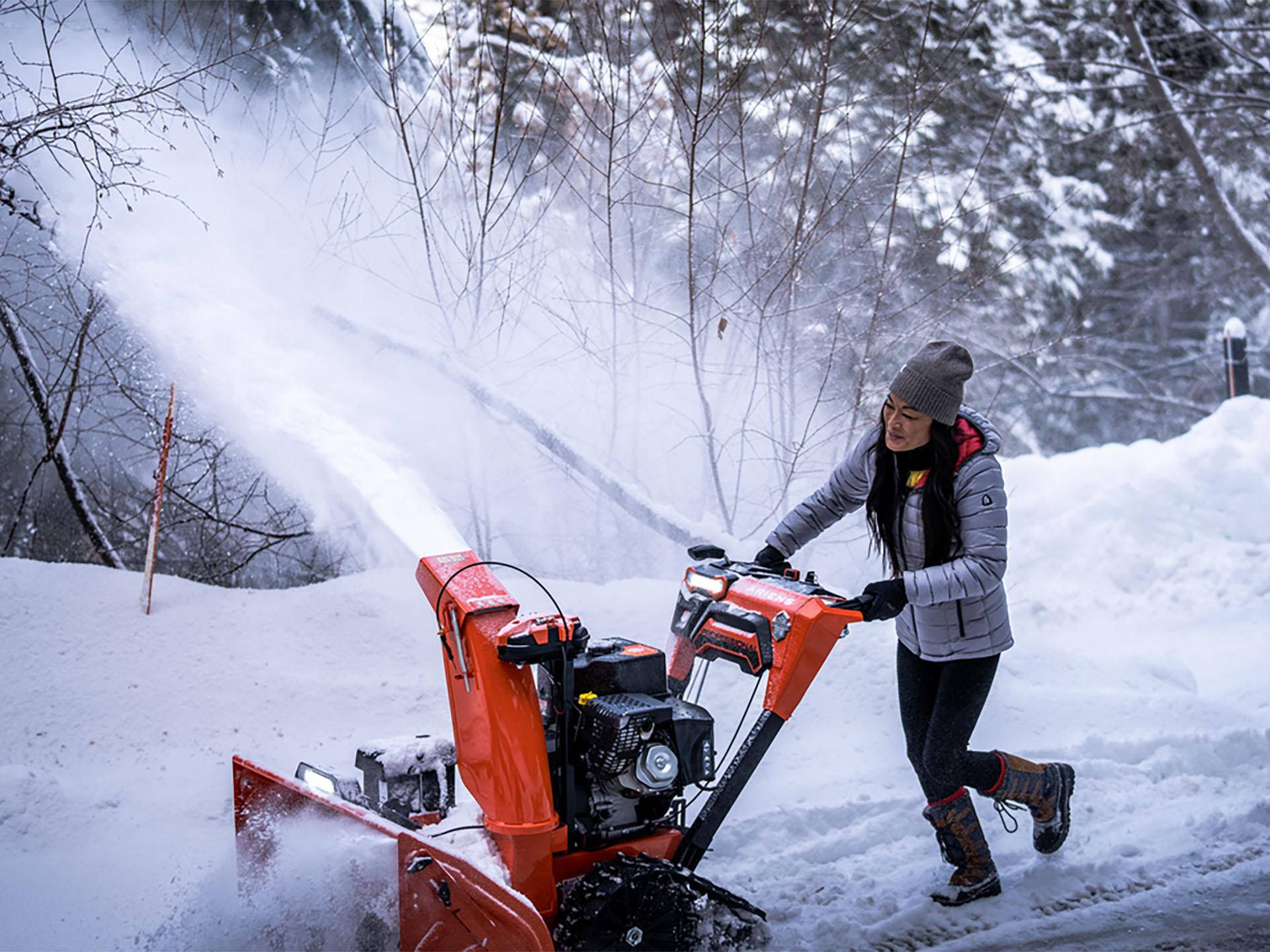 Ariens Professional Mountaineering Edition - 32 Hydro EFI RapidTrak in Calmar, Iowa - Photo 8