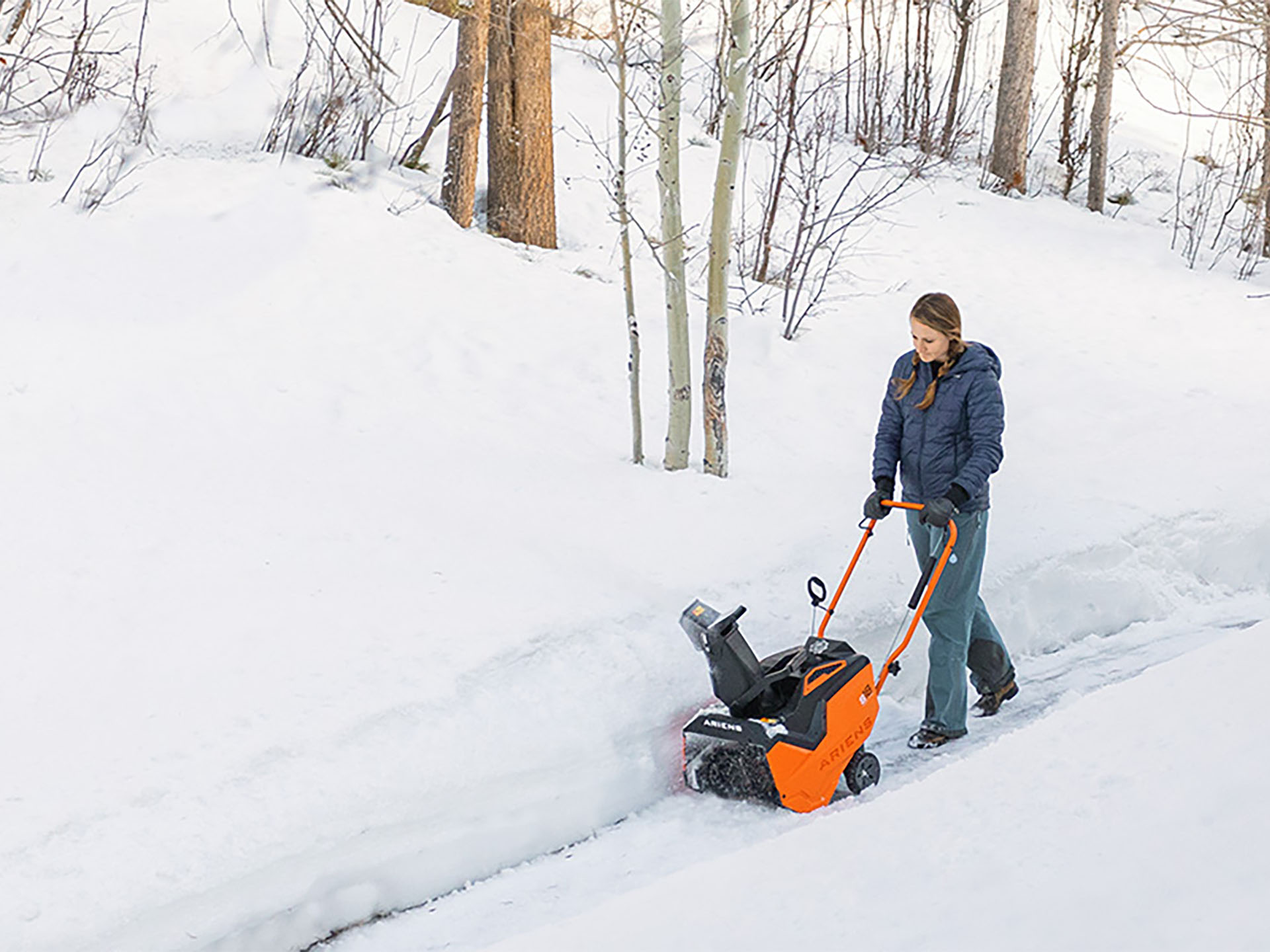 Ariens S18 Single Stage in Calmar, Iowa - Photo 15