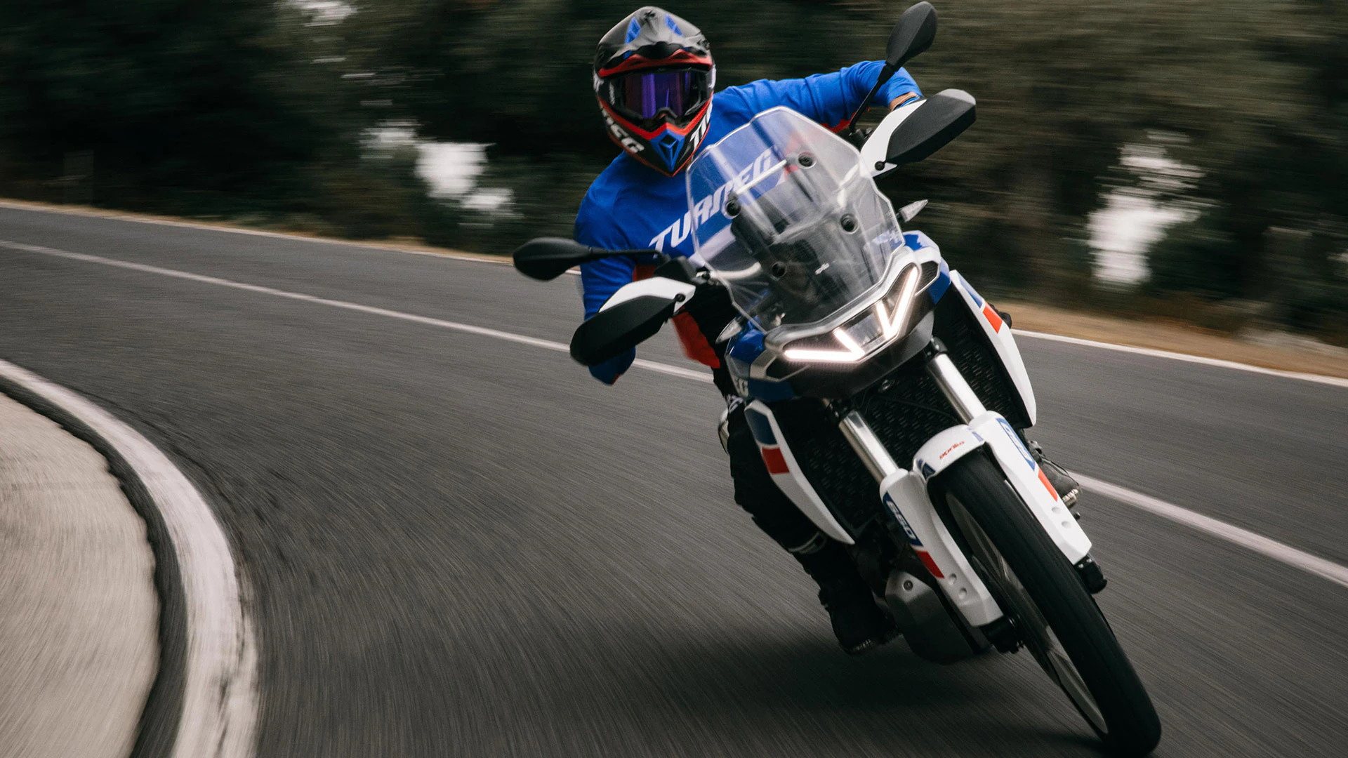 2022 Aprilia Tuareg 660 in Long Island City, New York - Photo 13