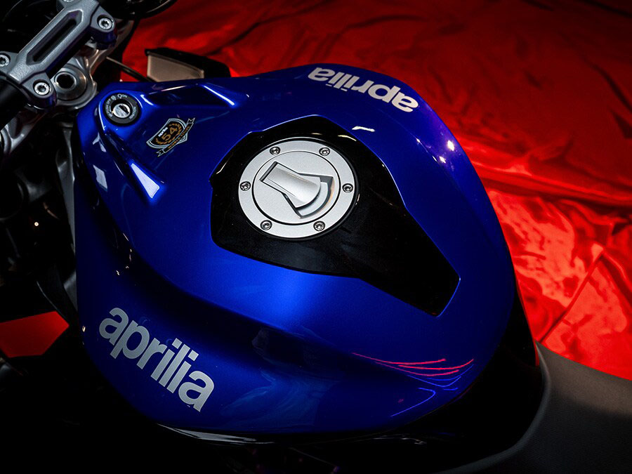 2026 Aprilia Tuono photo 4