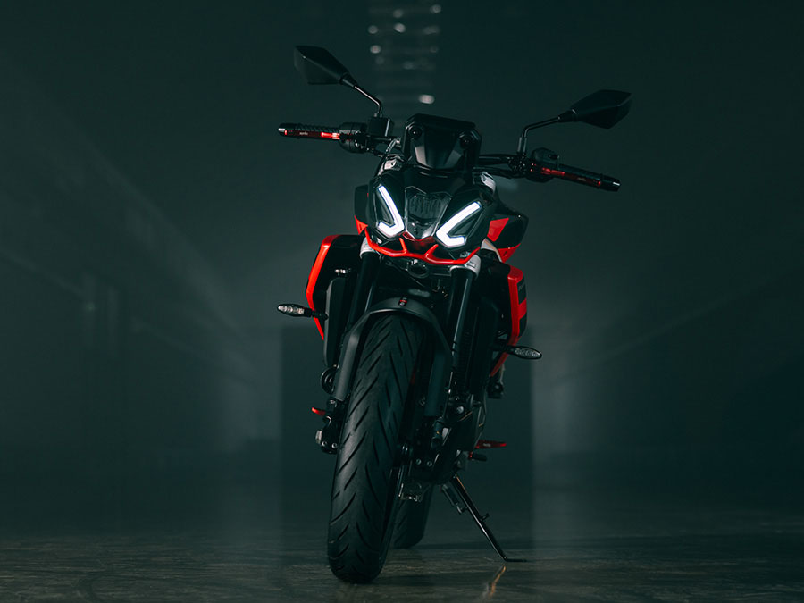 2026 Aprilia Tuono 457 12