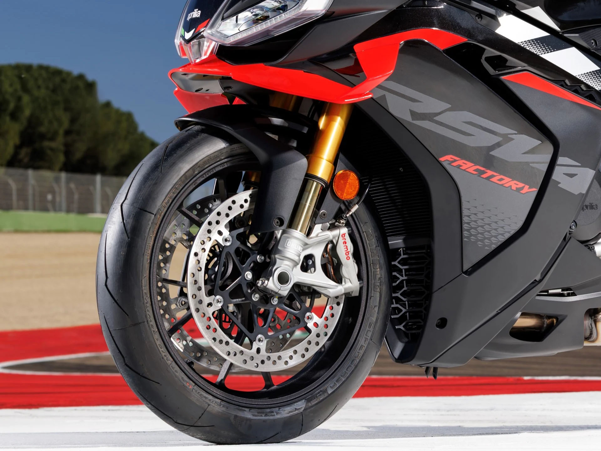 New 2026 Aprilia RSV4 Factory 1100, Williamson NY | Specs