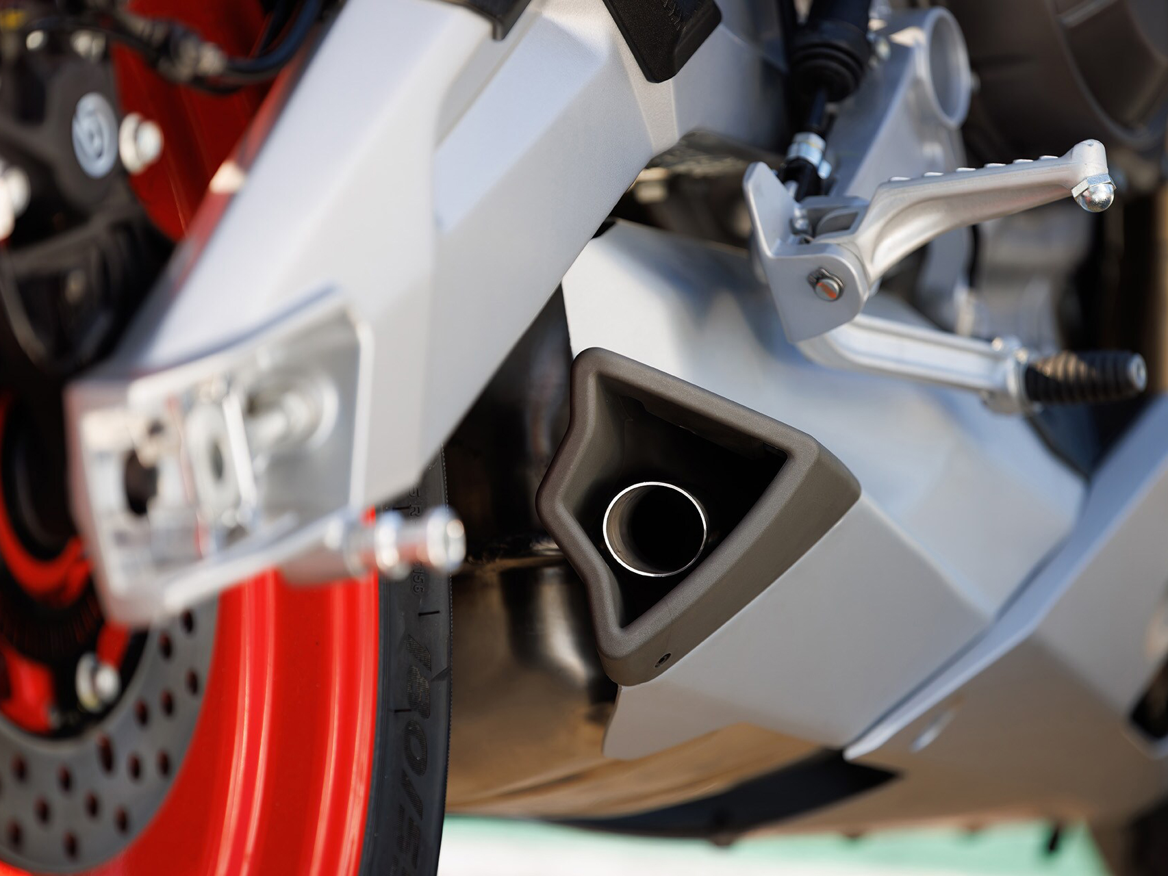 2027 Aprilia RS 660 in Fort Myers, Florida - Photo 13