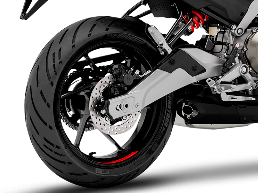 2027 Aprilia Tuono 457 in Fort Myers, Florida - Photo 11