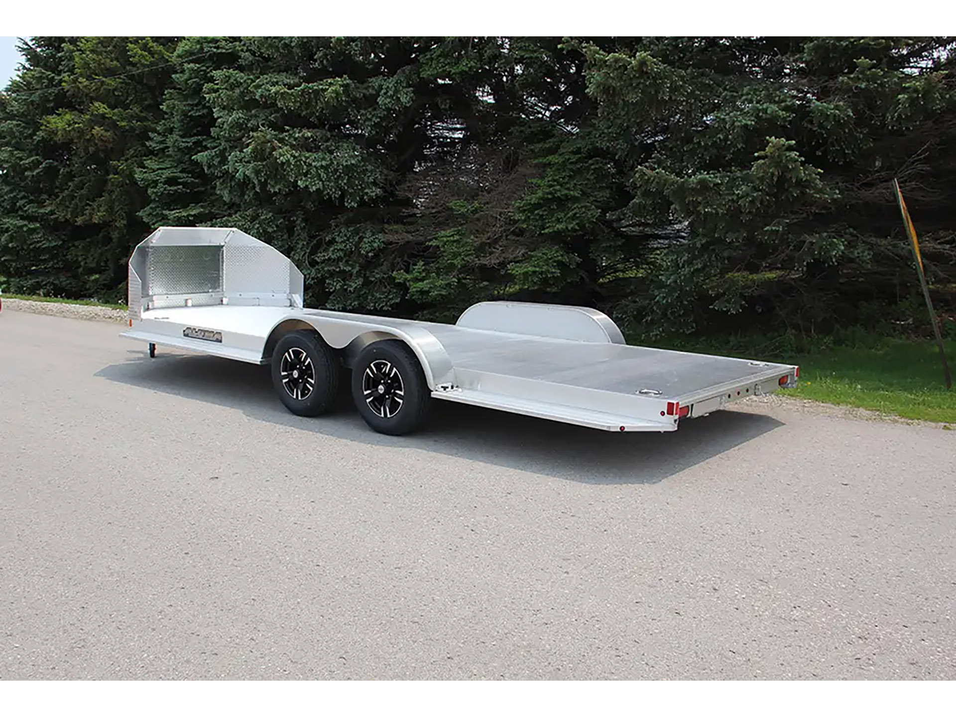 2025 ALUMA Executive 8200 XL Series Trailers 228 in. in North Bend, Oregon - Photo 4