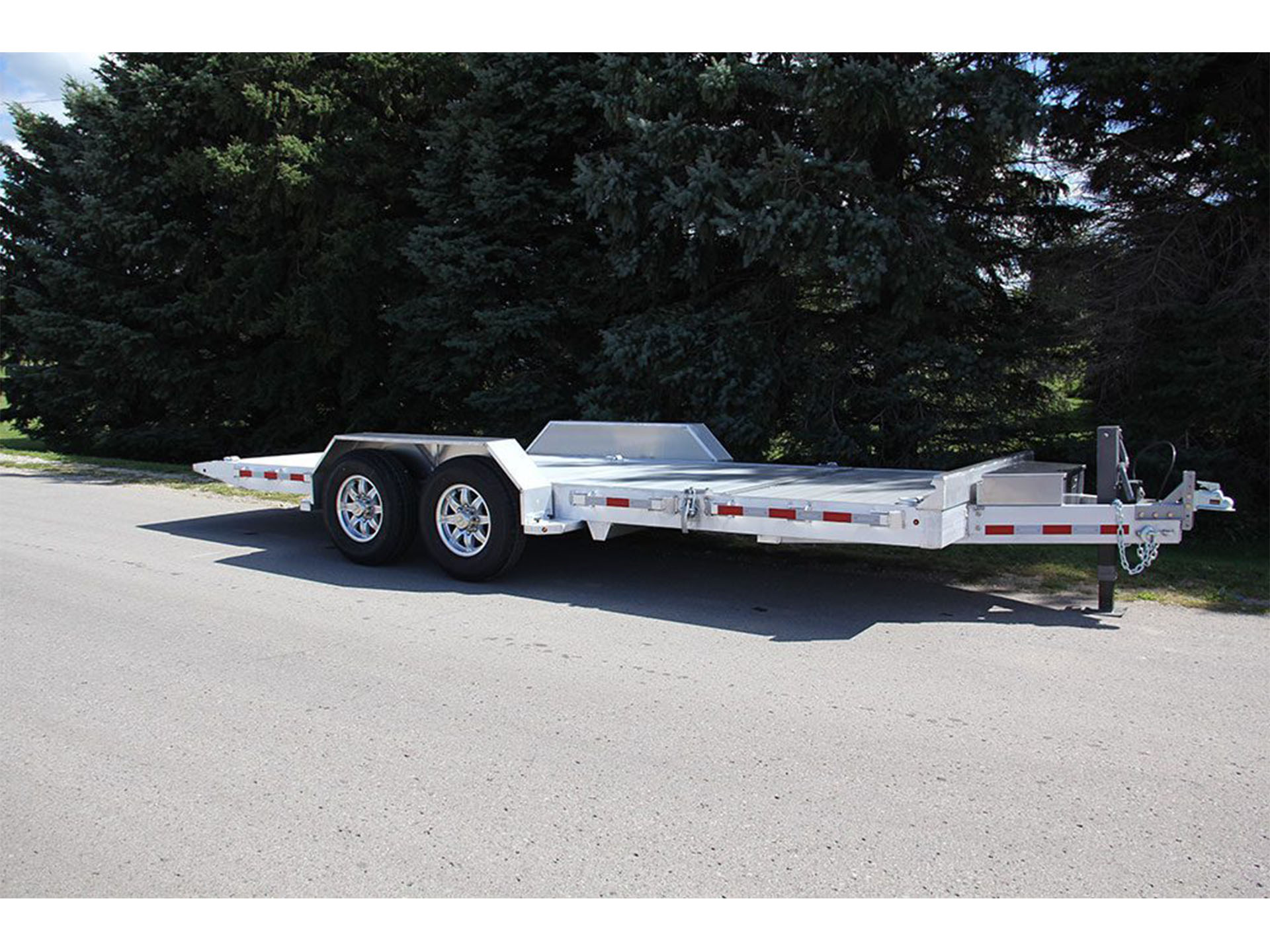 2025 ALUMA 8200 Super Heavy Tandem Axle Tilt Utility Trailers 224 in. in North Bend, Oregon - Photo 4
