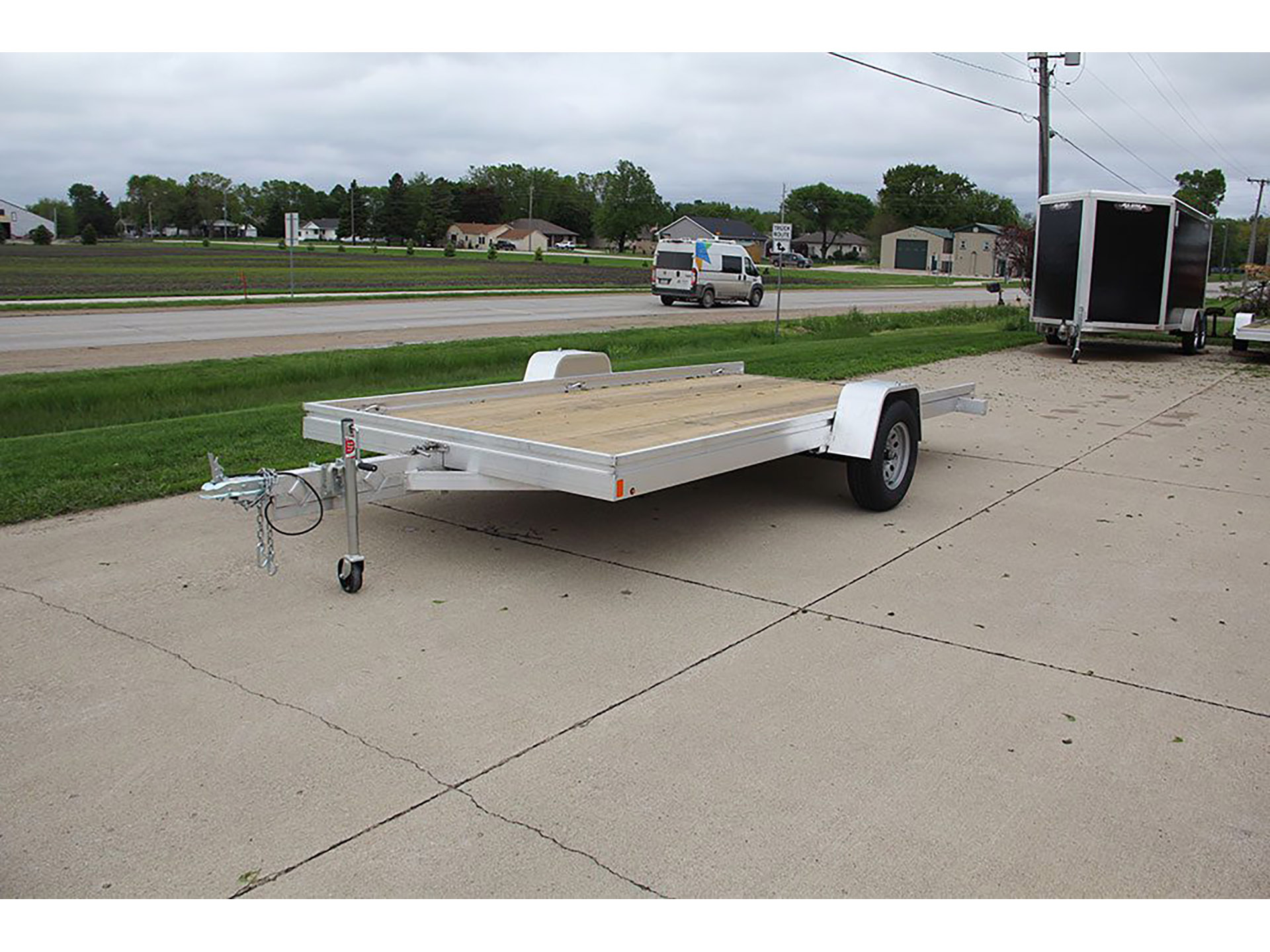 2025 ALUMA ESW Tilt Series Trailers 144 in. in North Bend, Oregon - Photo 3