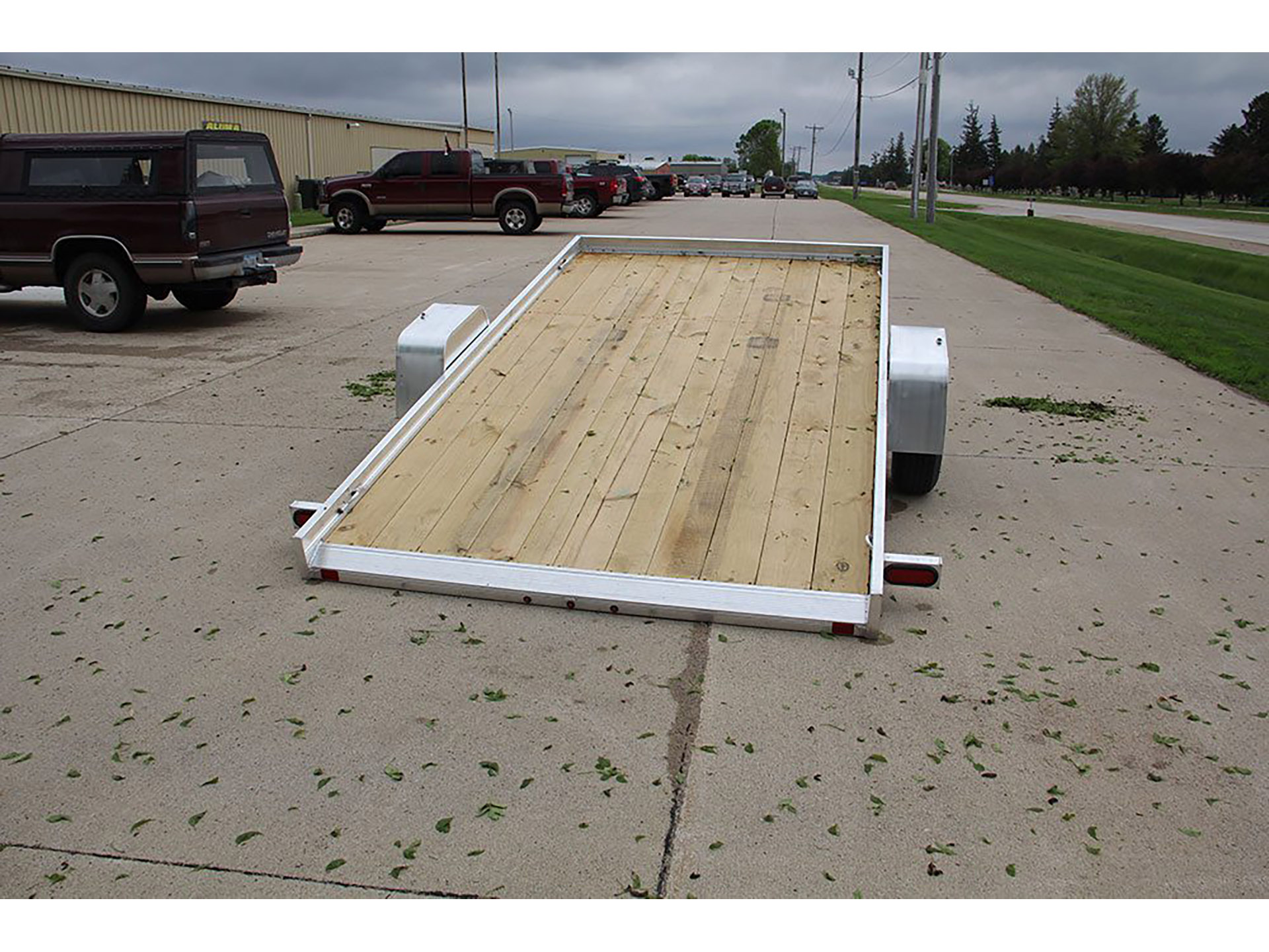 2025 ALUMA ESW Tilt Series Trailers 144 in. in North Bend, Oregon - Photo 5