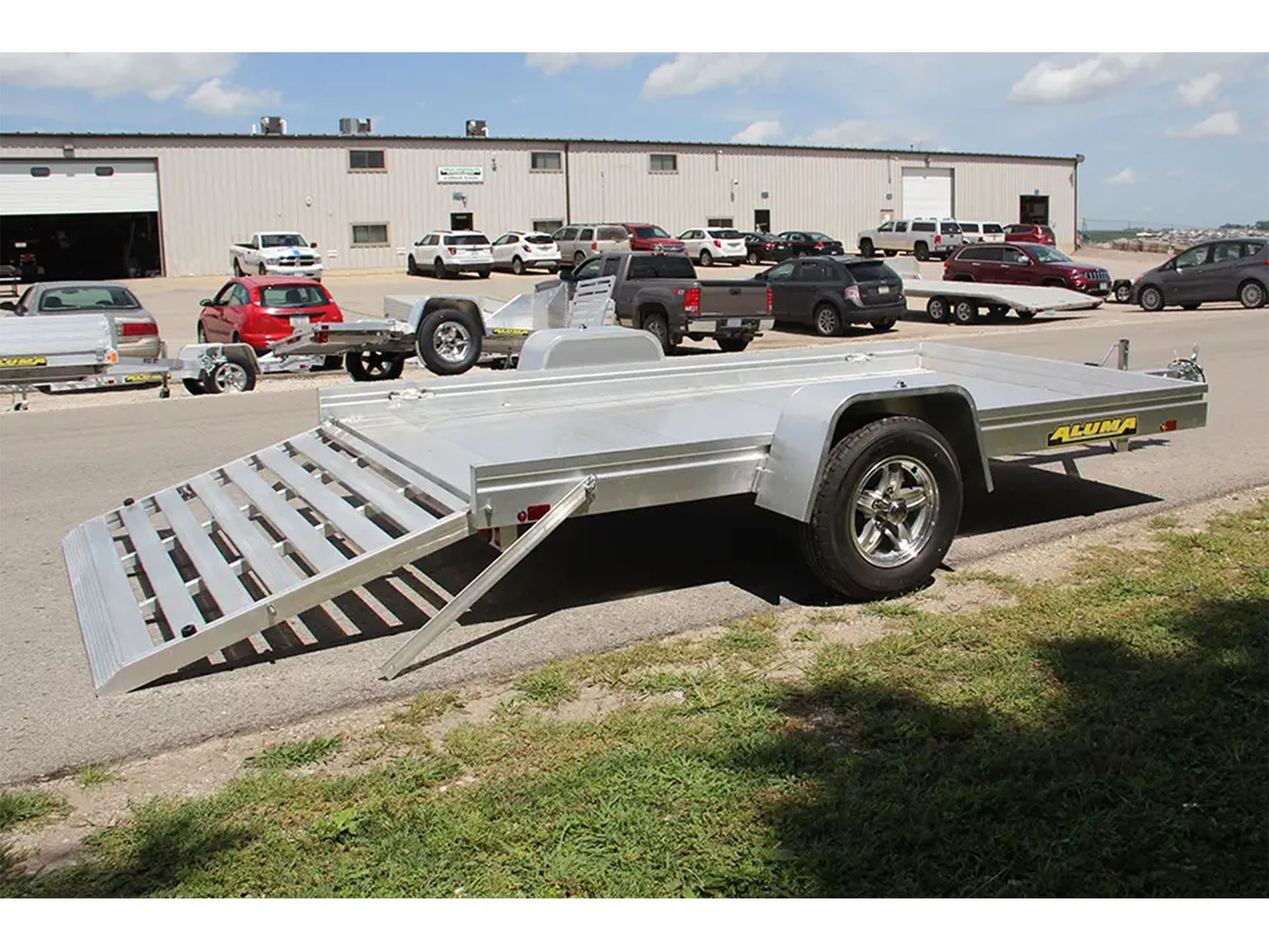 2025 ALUMA Single Axle Utility Trailers - 6810 in North Bend, Oregon - Photo 4