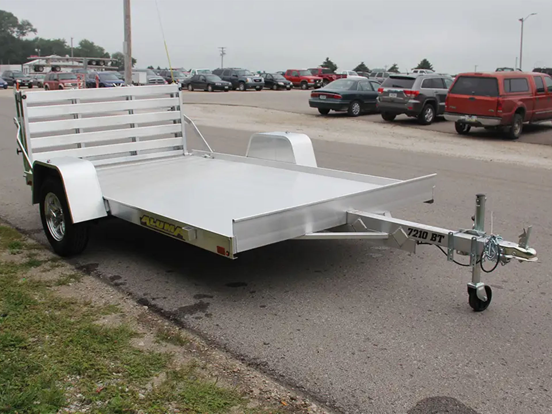 2025 ALUMA Single Axle Utility Trailers Bi-fold Tailgate - 7210 in North Bend, Oregon - Photo 7