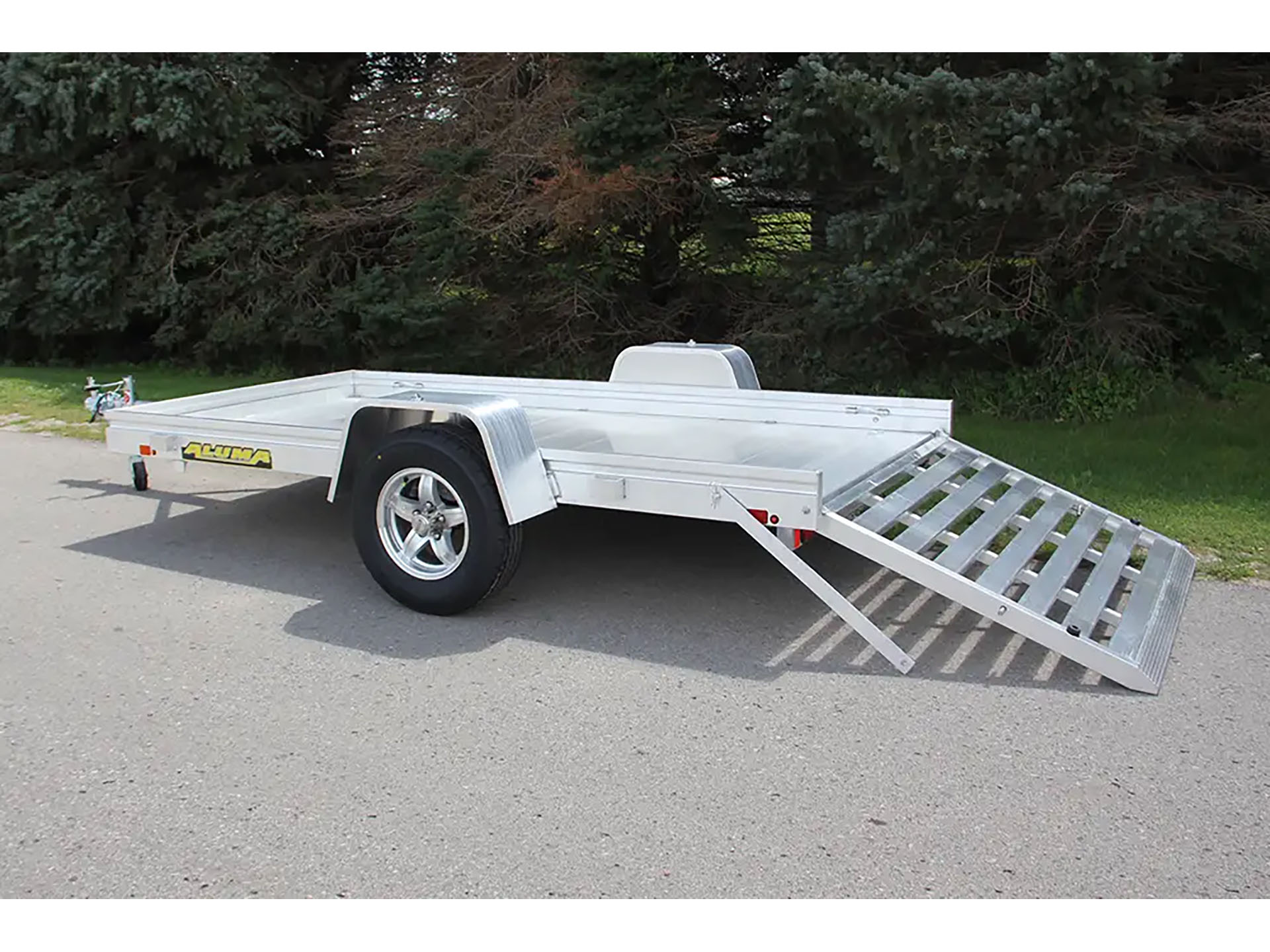 2025 ALUMA Single Heavy Axle Utility Trailers No Brakes - 6310H in North Bend, Oregon - Photo 3
